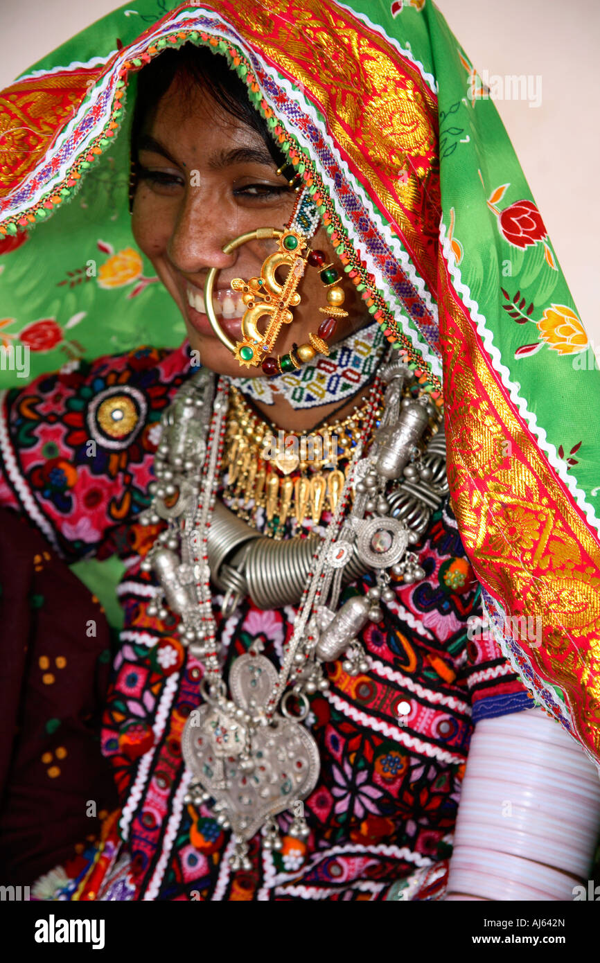 Portrait of young married Harijan Tribal female wearing huge nose ring in Ludia Village, nr Khavda, Kutch district, Gujarat, India Stock Photo