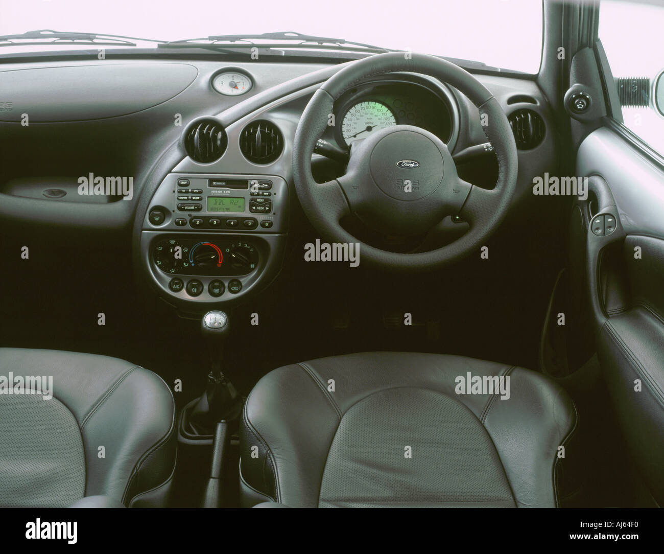 2002 Ford KA Dashboard Stock Photo Alamy