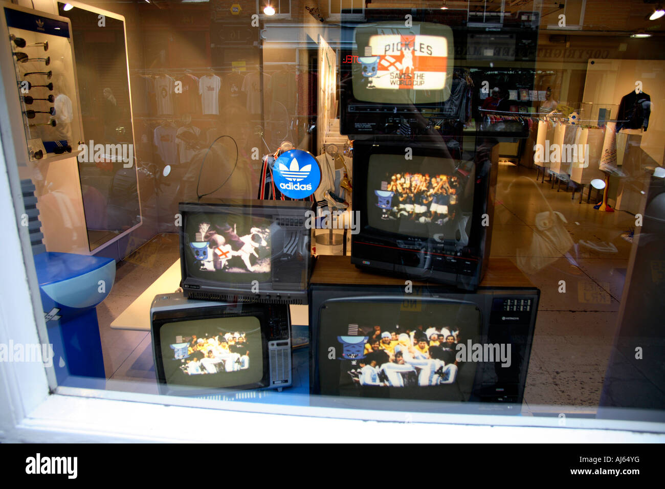 Adidas Store, Shop window, Covent Garden, central London, 2006 World Cup  Finals Stock Photo - Alamy