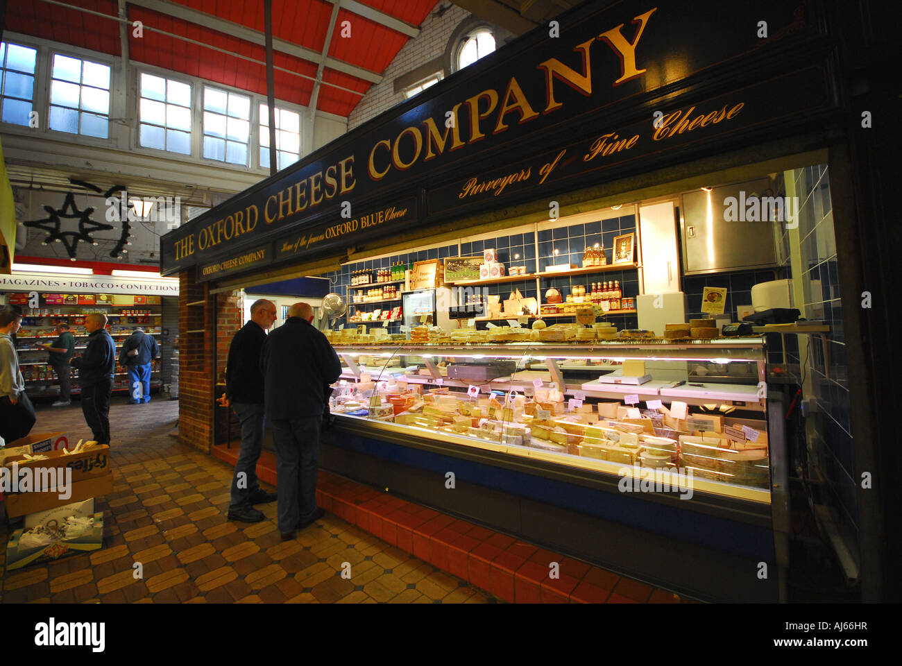 OXFORD The Oxford Cheese Company in the Covered Market Stock Photo - Alamy