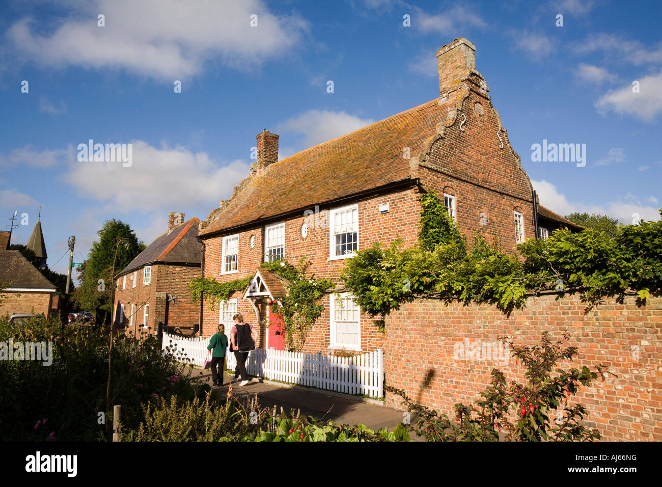 UK Kent Worth village near Sandwich 17th century Worth Farmhouse with