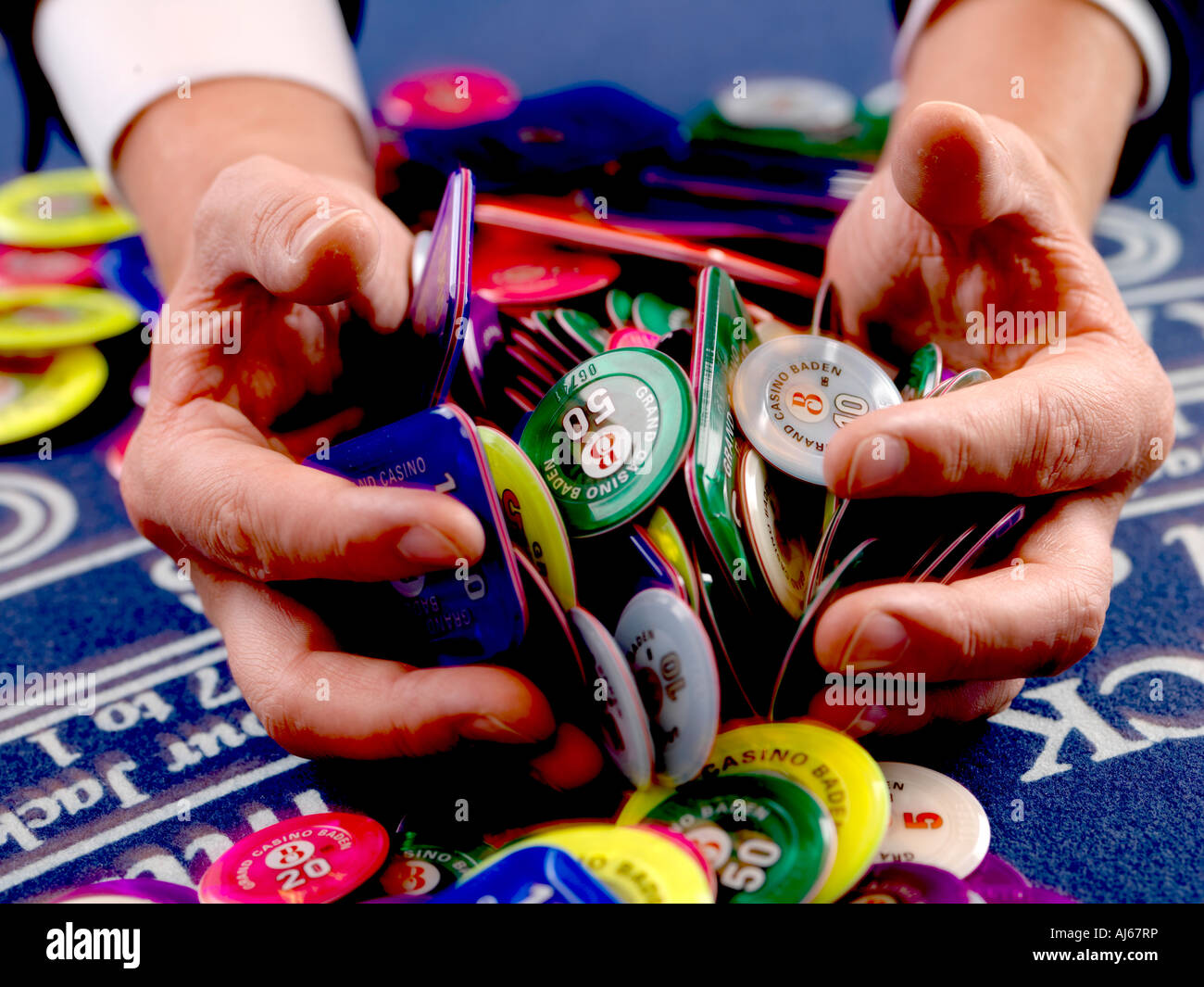 black jack chips Stock Photo Alamy