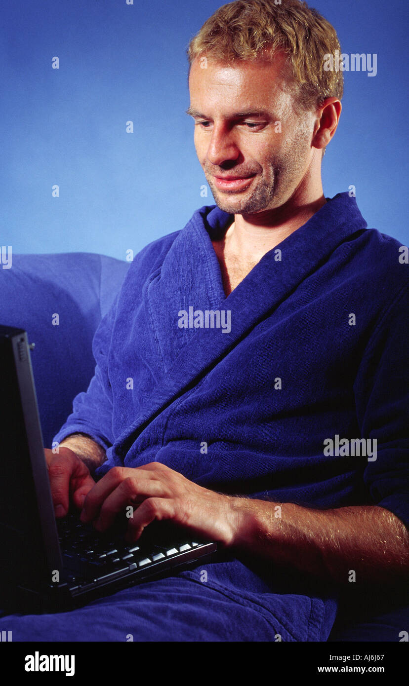 Man on his knees hi-res stock photography and images - Alamy