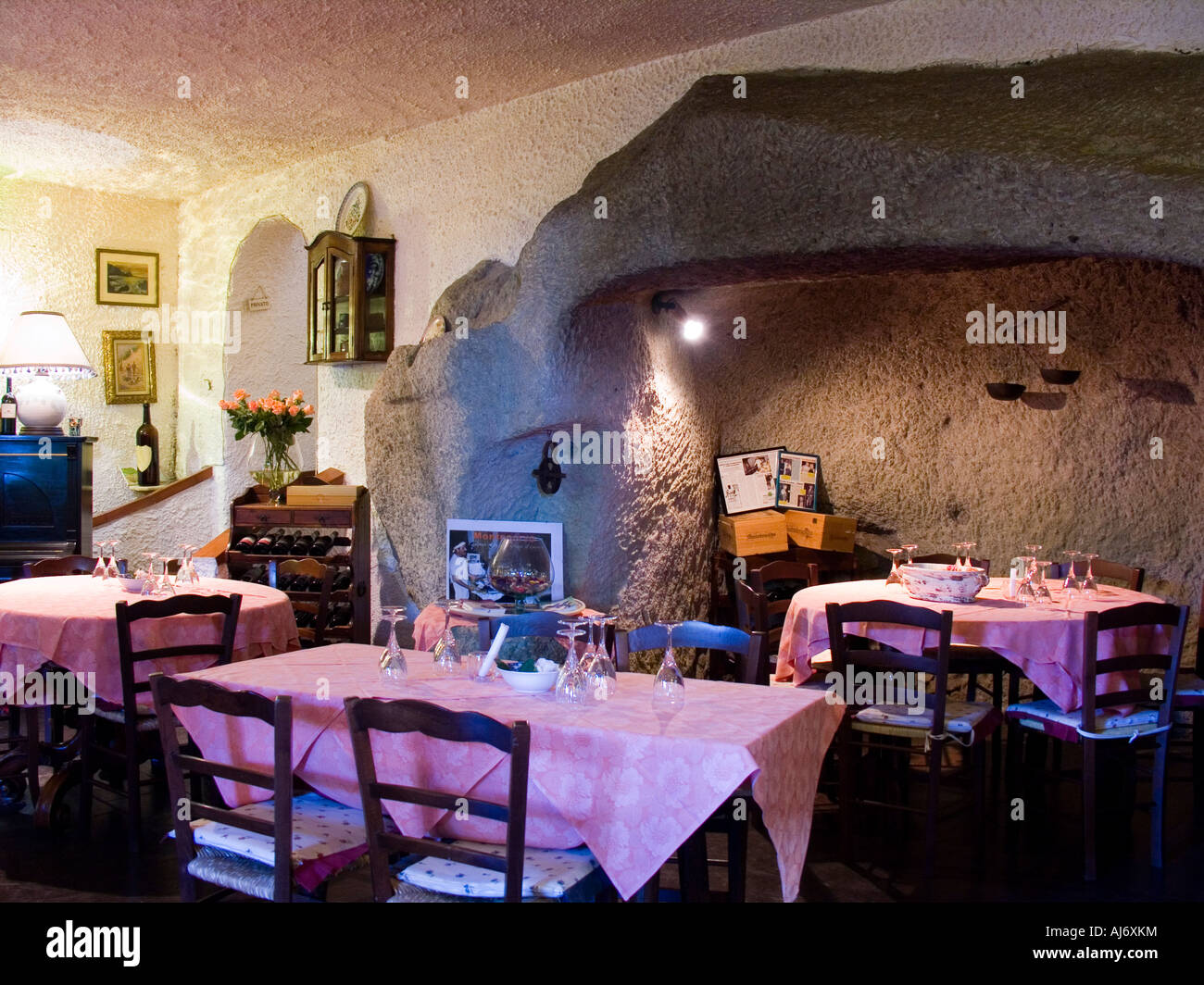 forio-ischia-restaurant-hi-res-stock-photography-and-images-alamy