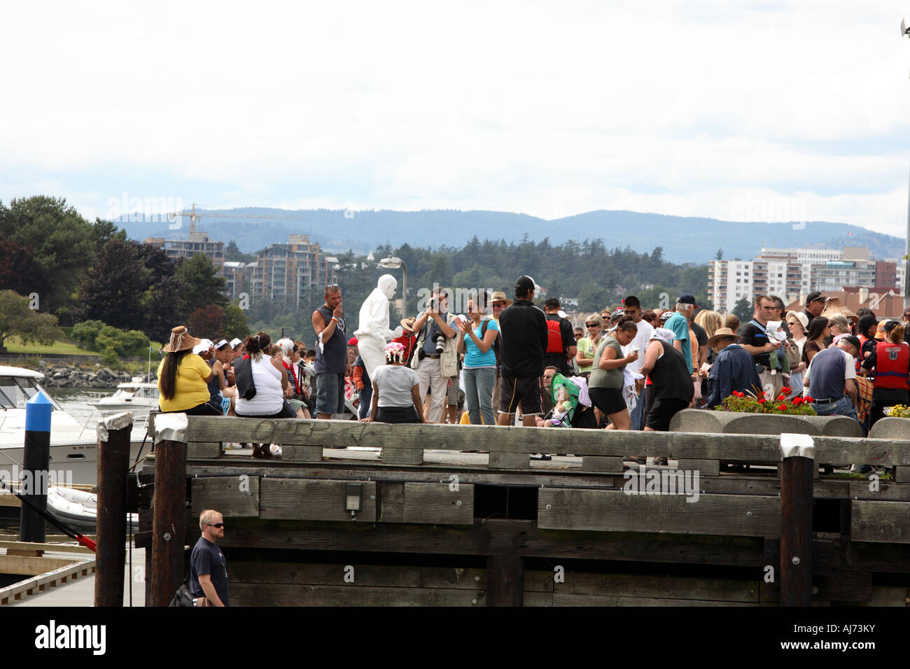 Street performer in downtown Victoria during Canada Day celebration ...