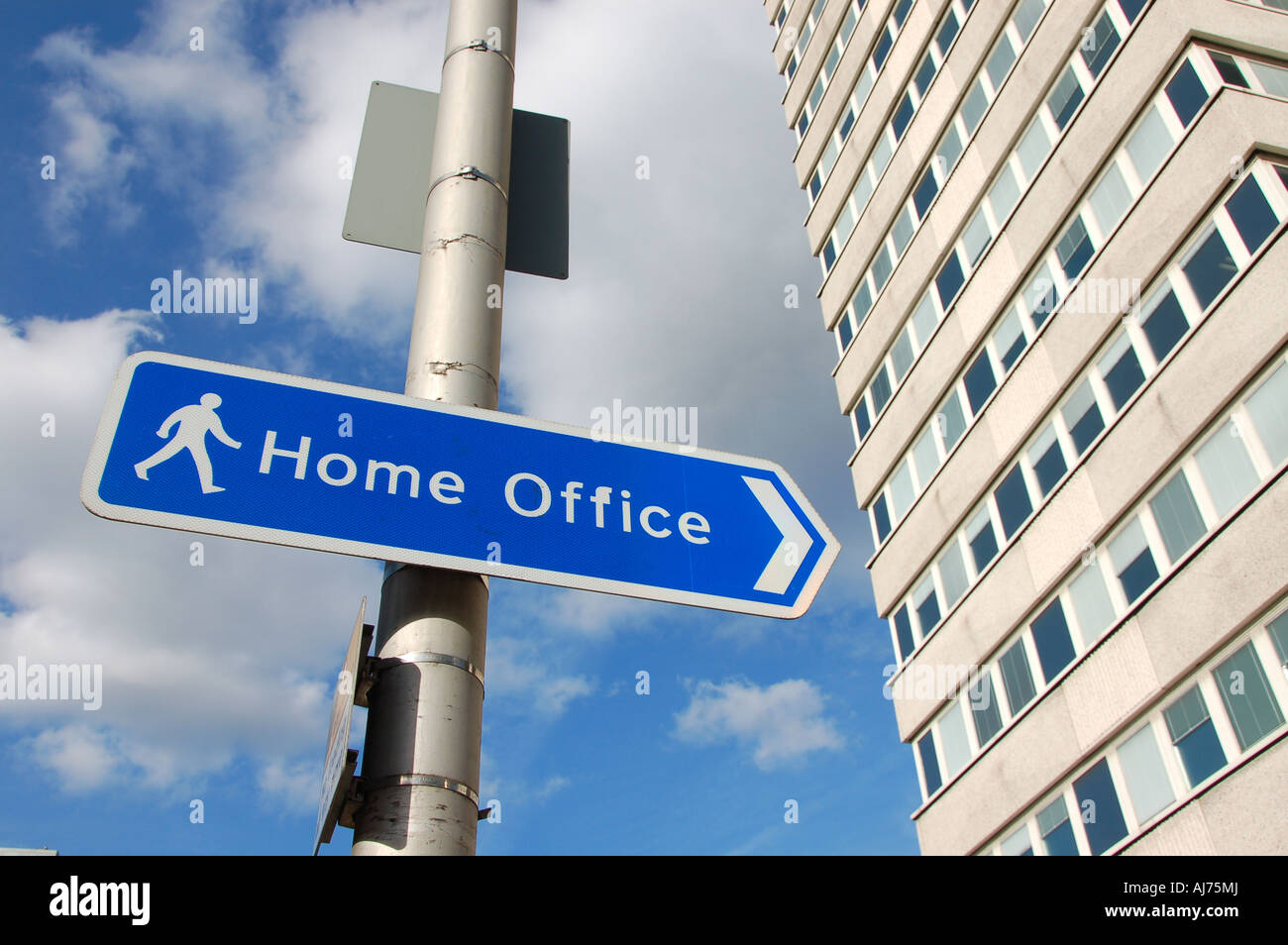 Sign for visitors to the Home Office, Lunar House, Croydon Stock Photo