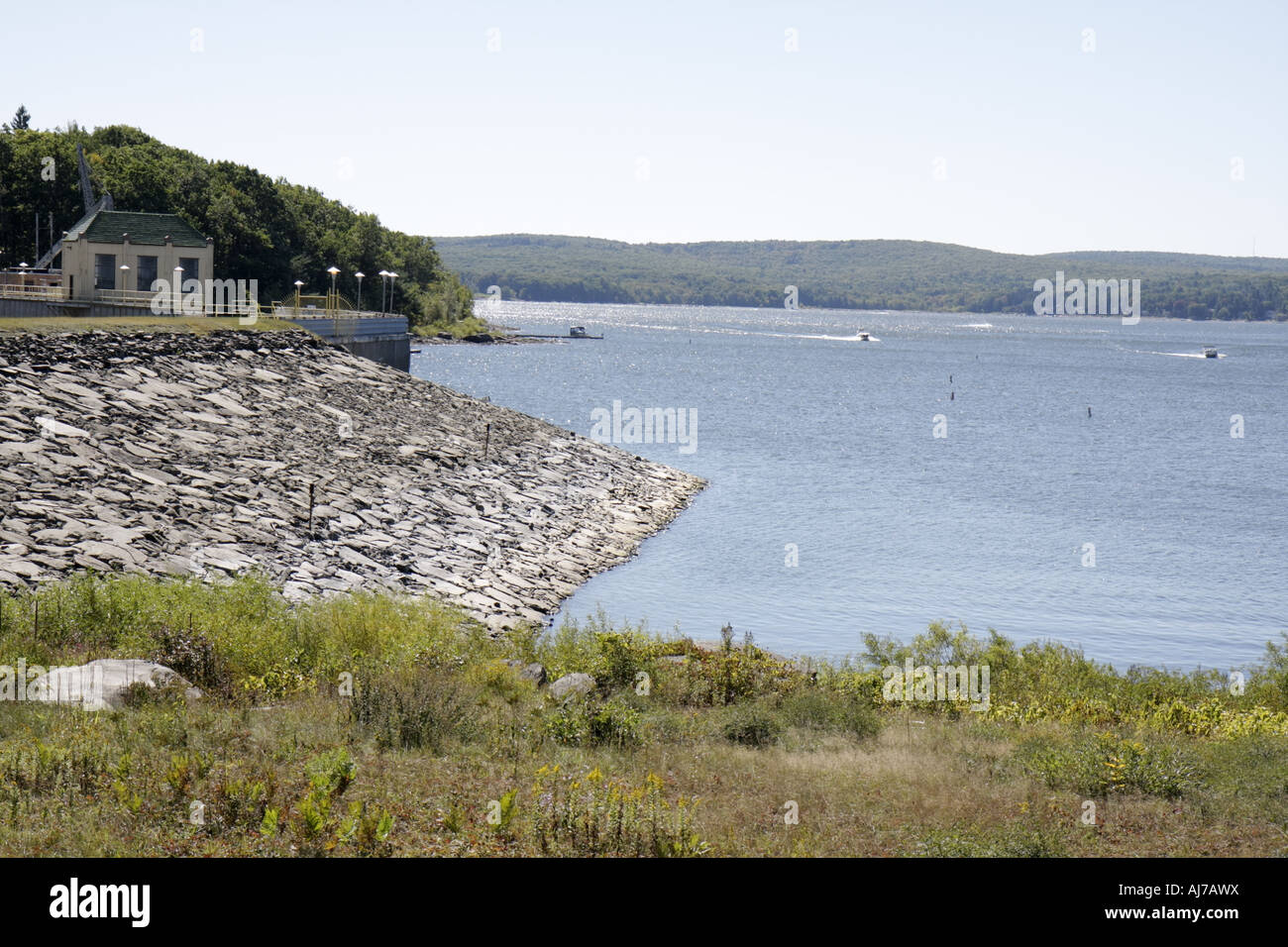 Pennsylvania Pocono Mountains Hawley Lake Wallenpaupack dam Stock Photo