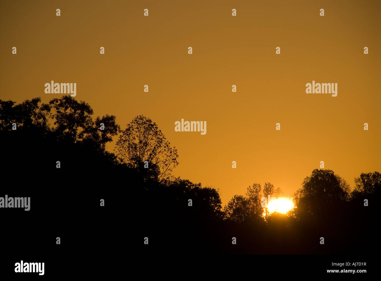 Sun rising hi-res stock photography and images - Alamy