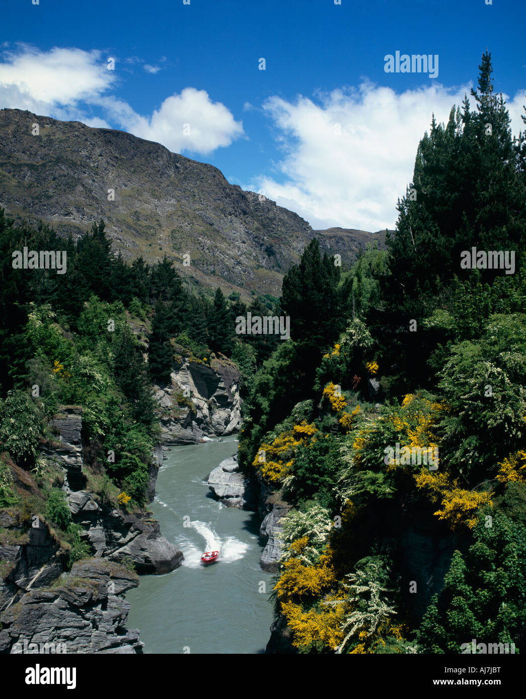 Jet boating queenstown new zealand hi-res stock photography and images ...