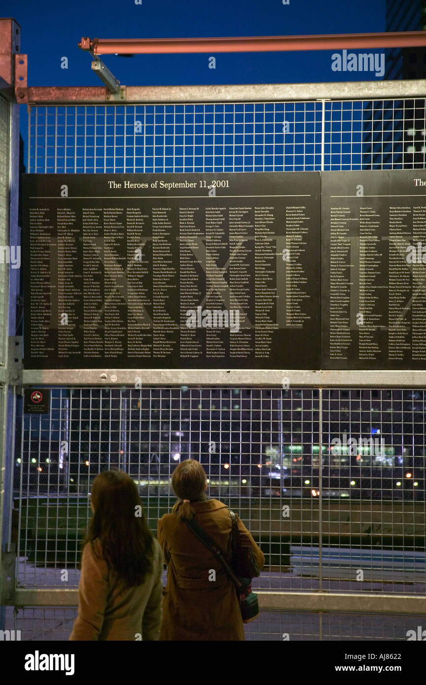 People visit Ground Zero to remember and mourn the 9 11 2001 terrorist attack on the World Trade Center New York NY Stock Photo