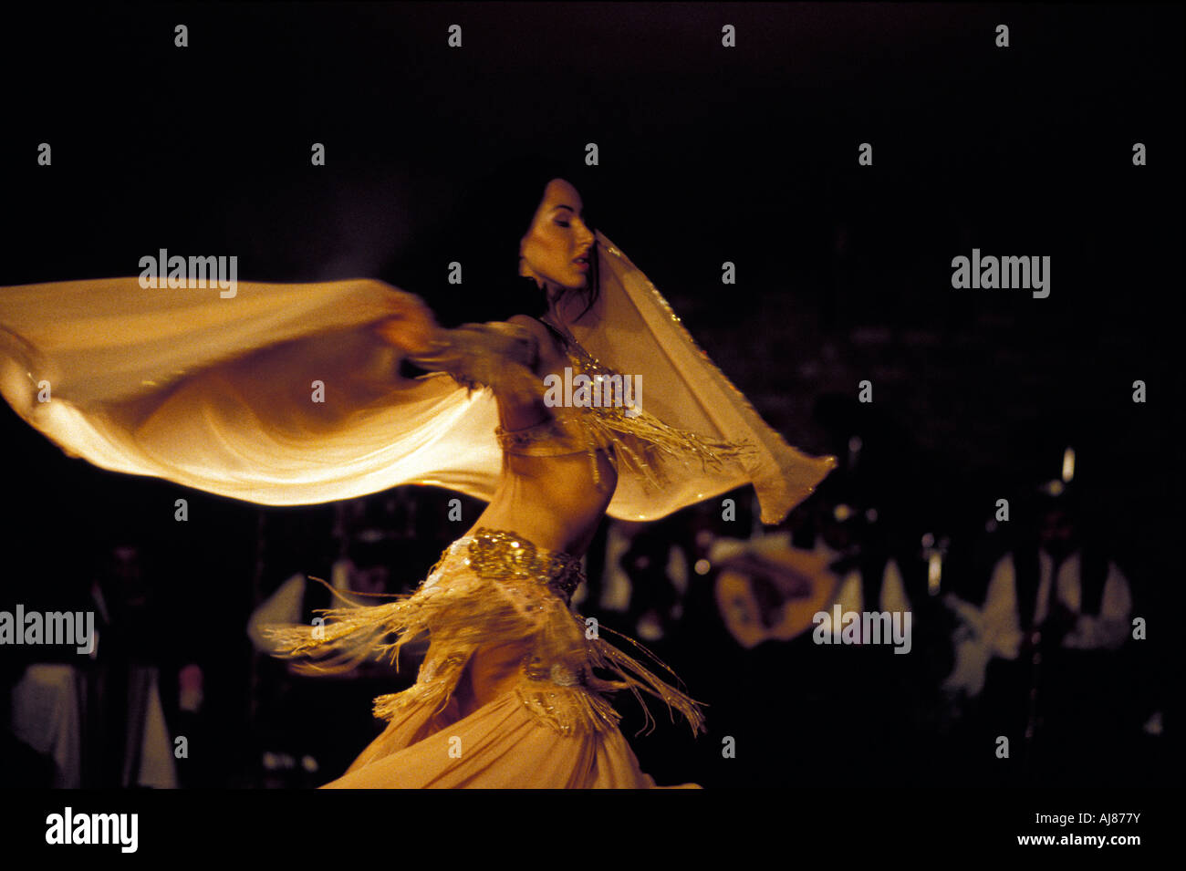【中古】 Ansuya / Istanbul Nights: Gypsy Fusion Bellydance Choreography ANSUYA: ISTANBUL NIGHTS - Gypsy Fusion Belly Dance