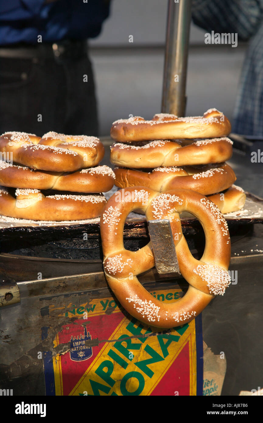 Pretzel cart hires stock photography and images Alamy