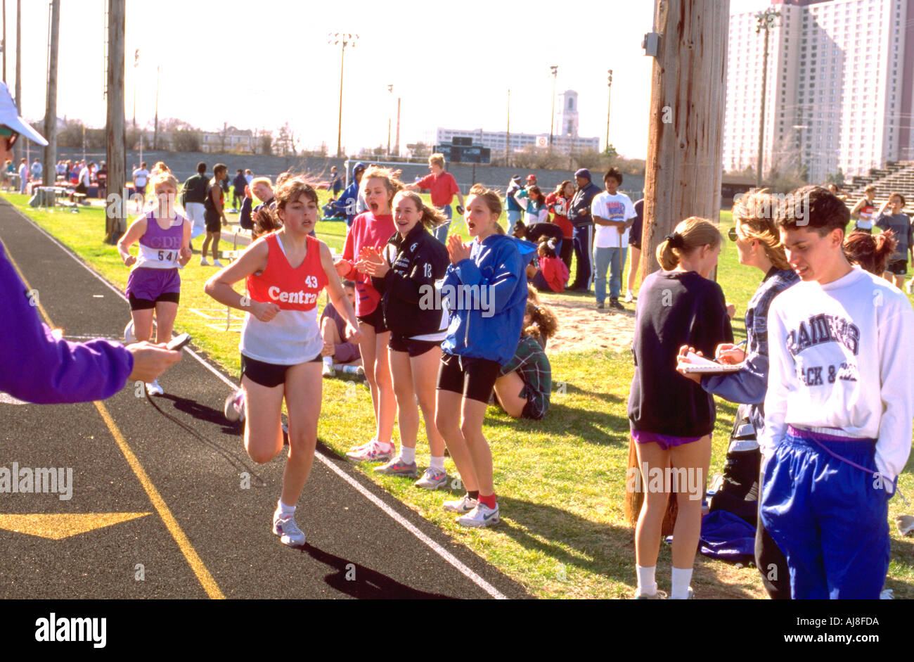 Track meet high school cheering hires stock photography and images Alamy