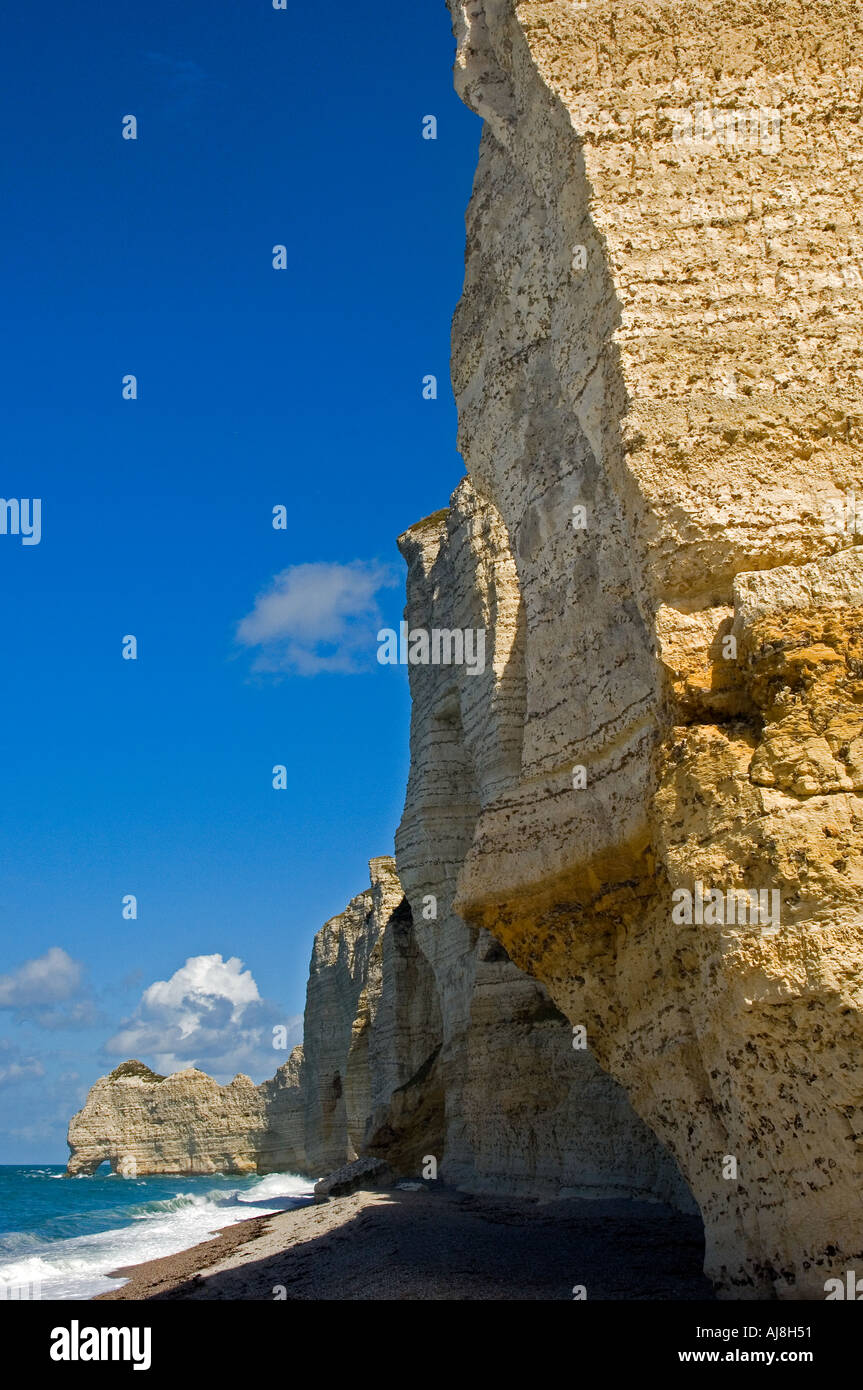 Etretat normandy france hi-res stock photography and images - Alamy