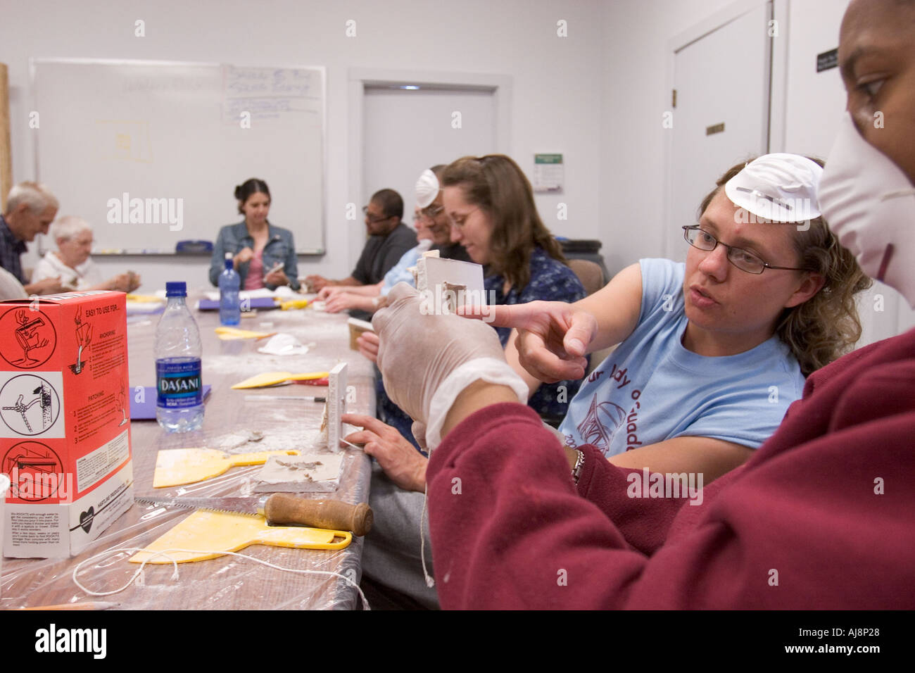 Drywall Repair Class for Low Homeowners Stock Photo Alamy