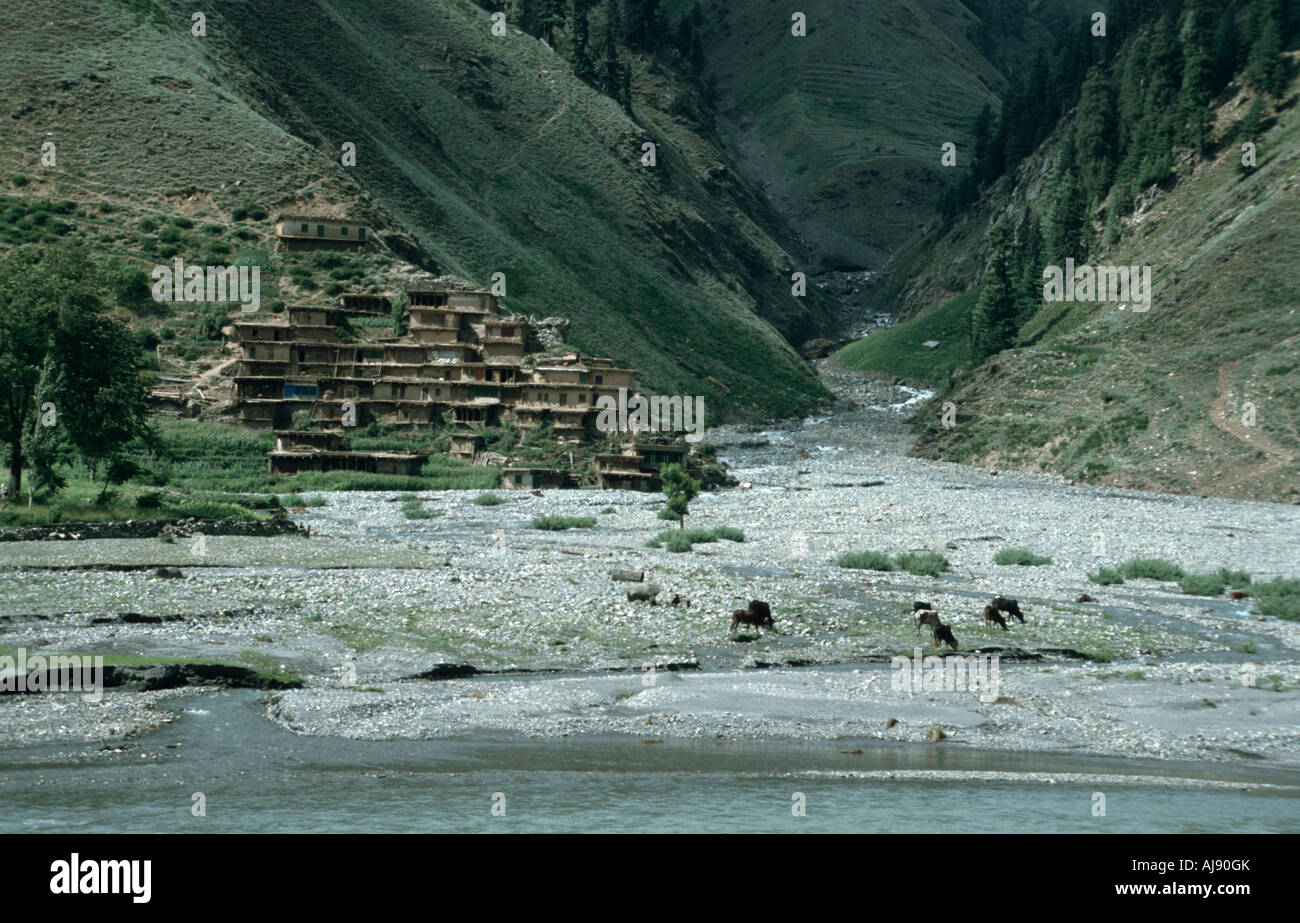 Pakistan Northern Areas Kaghan Valley Village Stock Photo - Alamy