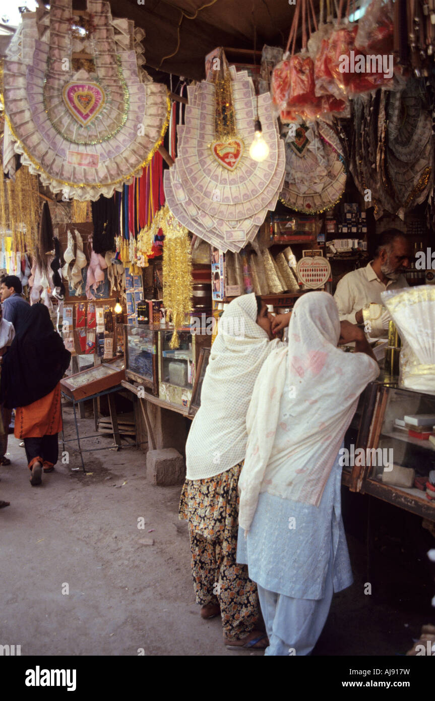 Peshawar Bazaar Peshawar Pakistan Stock Photos Peshawar Bazaar
