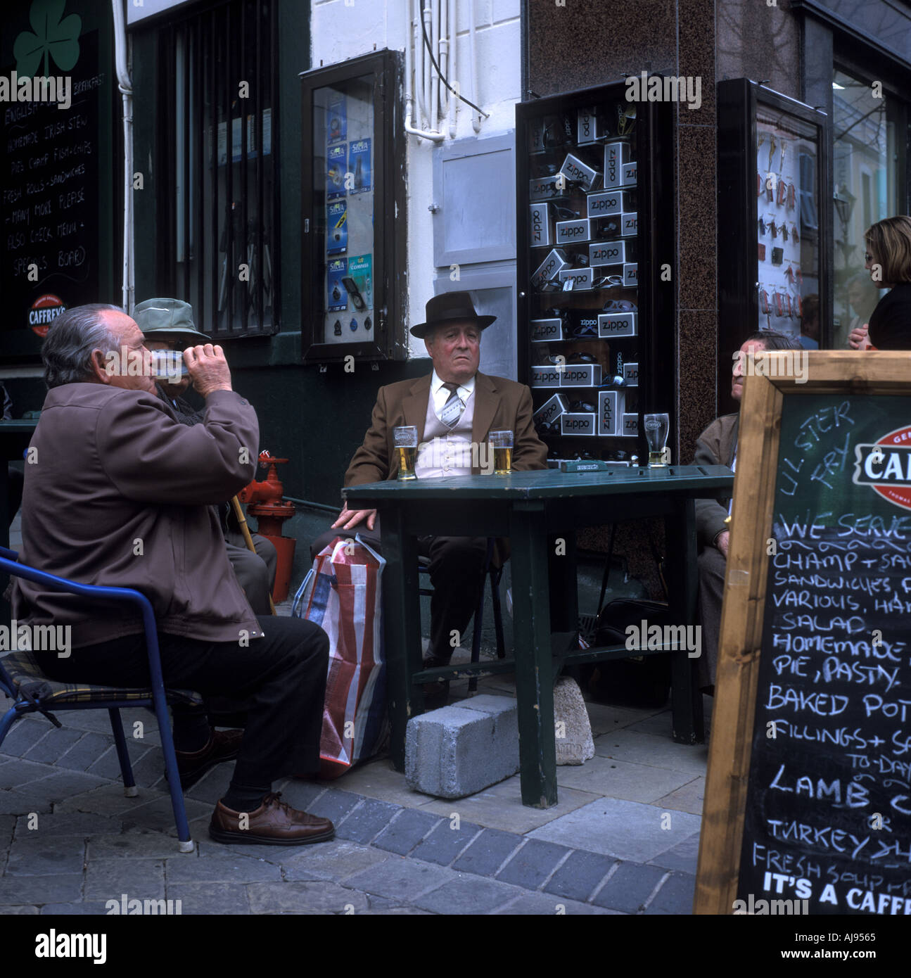Old men drinking beer hi-res stock photography and images - Alamy