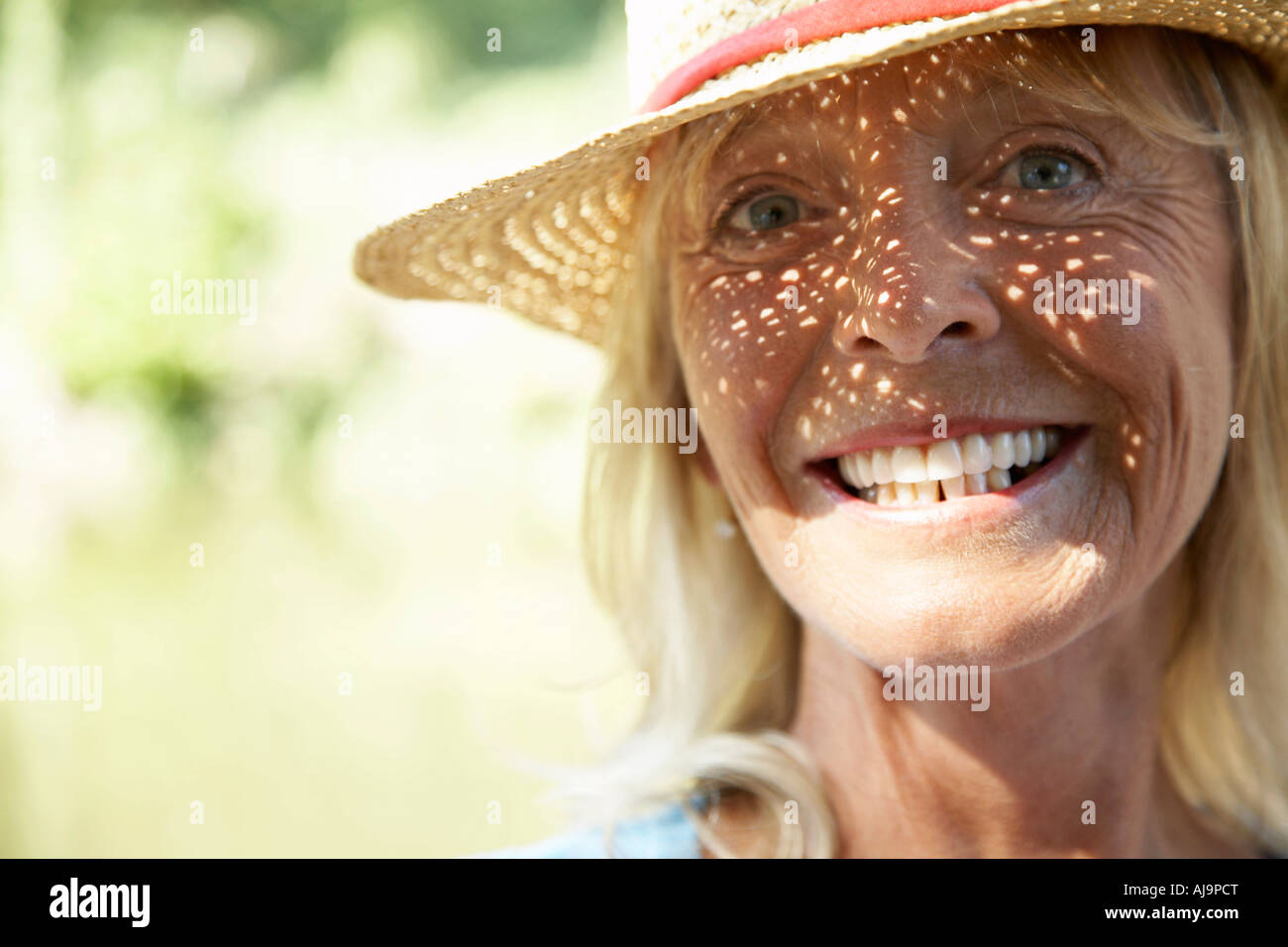 Mature Female Face Model Pose High Resolution Stock Photography and ...
