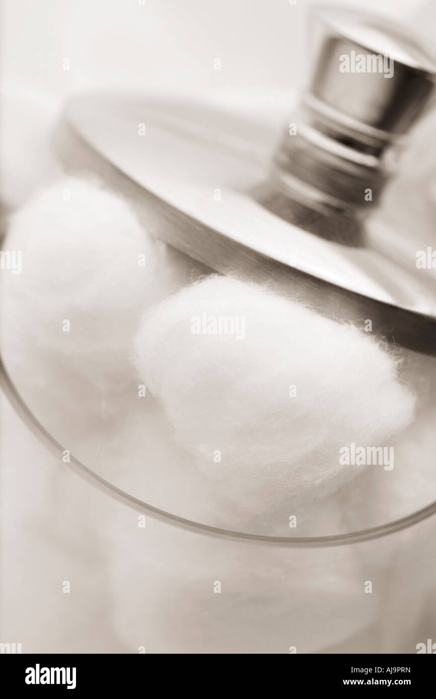 Cotton pad, no people hires stock photography and images Alamy