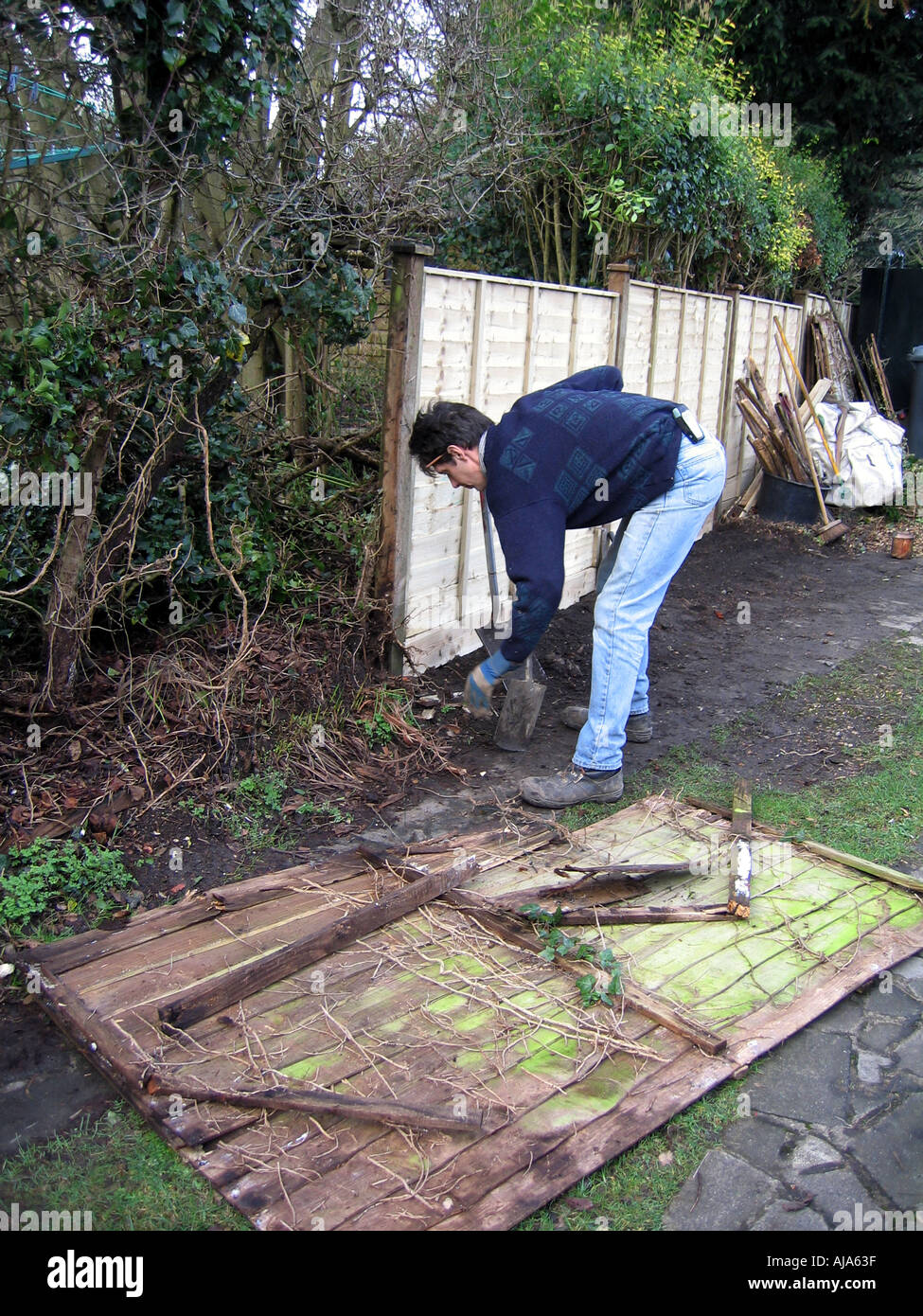 Do It Yourself DIY Repair Replace Garden Fence Panels Stock Photo Alamy