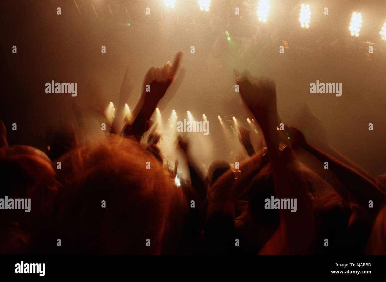 Blurred hands clapping concert hi-res stock photography and images - Alamy