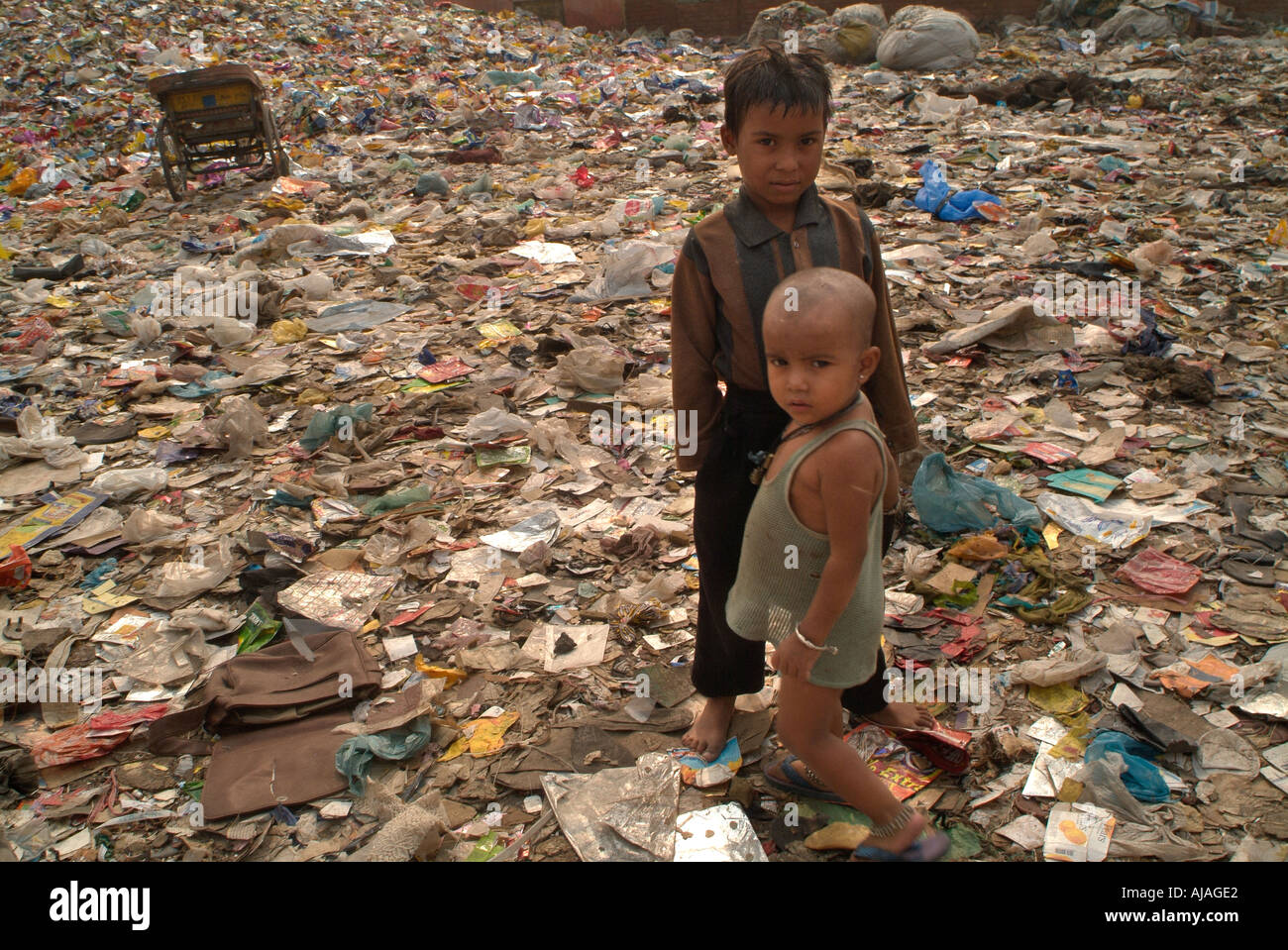 Rag Pickers India Stock Photos & Rag Pickers India Stock Images Alamy