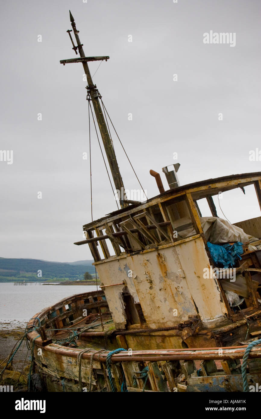 Abandoned fishing boat, Isle of Mull, Scotland Stock Photo - Alamy