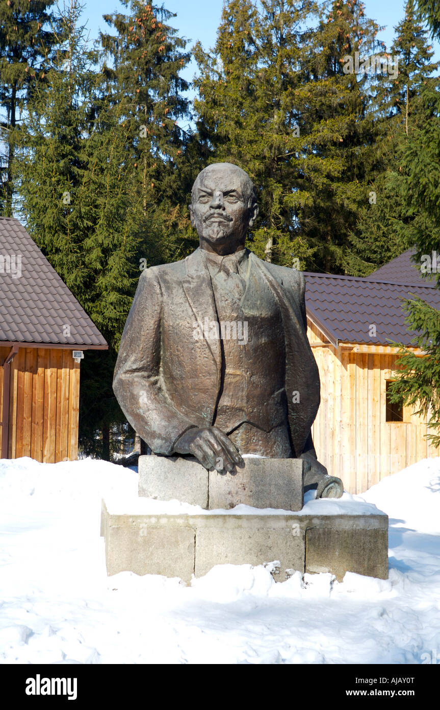Lenin s sculpture Gruto Parkas Druskinikaj Lithuania Stock Photo