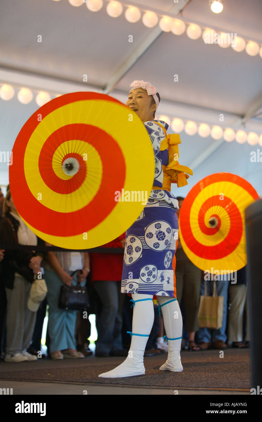 Japanese parasol dance hires stock photography and images Alamy