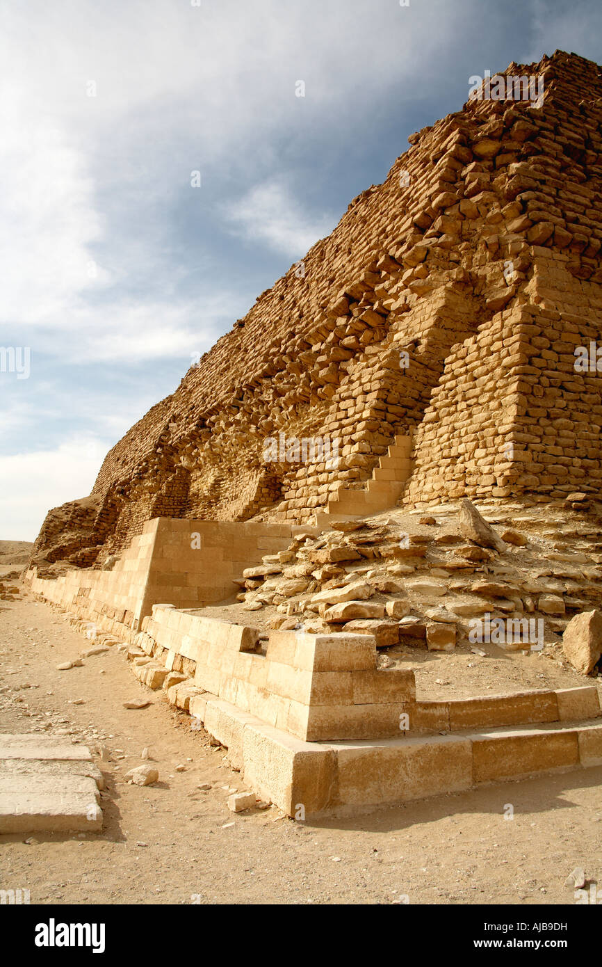 Step pyramid 2650 BC with original facing stones in Zoser s funerary complex Saqqara near Cairo Egypt Africa Stock Photo