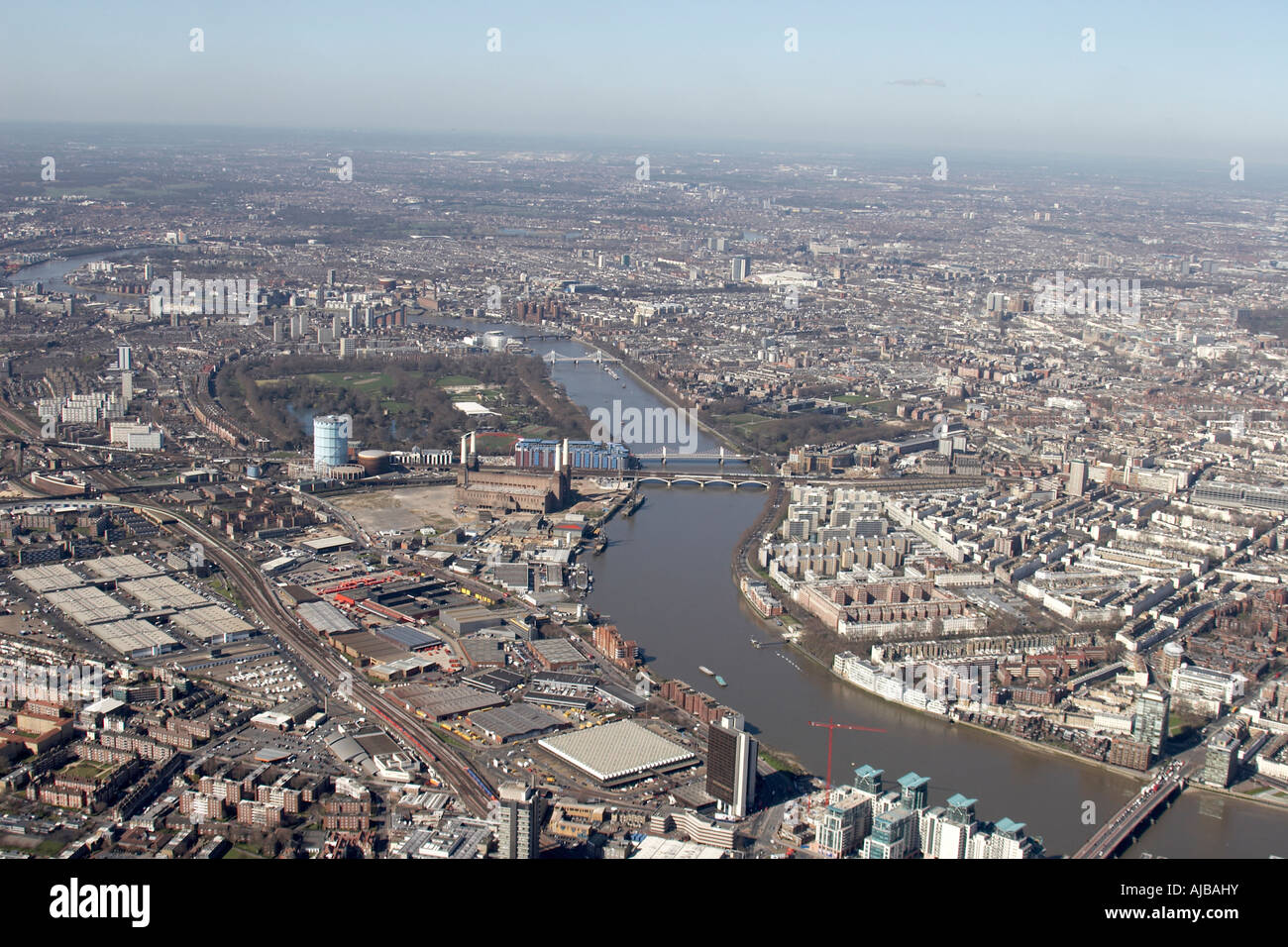 Sw11 An aerial view of battersea park hi-res stock photography and images ...