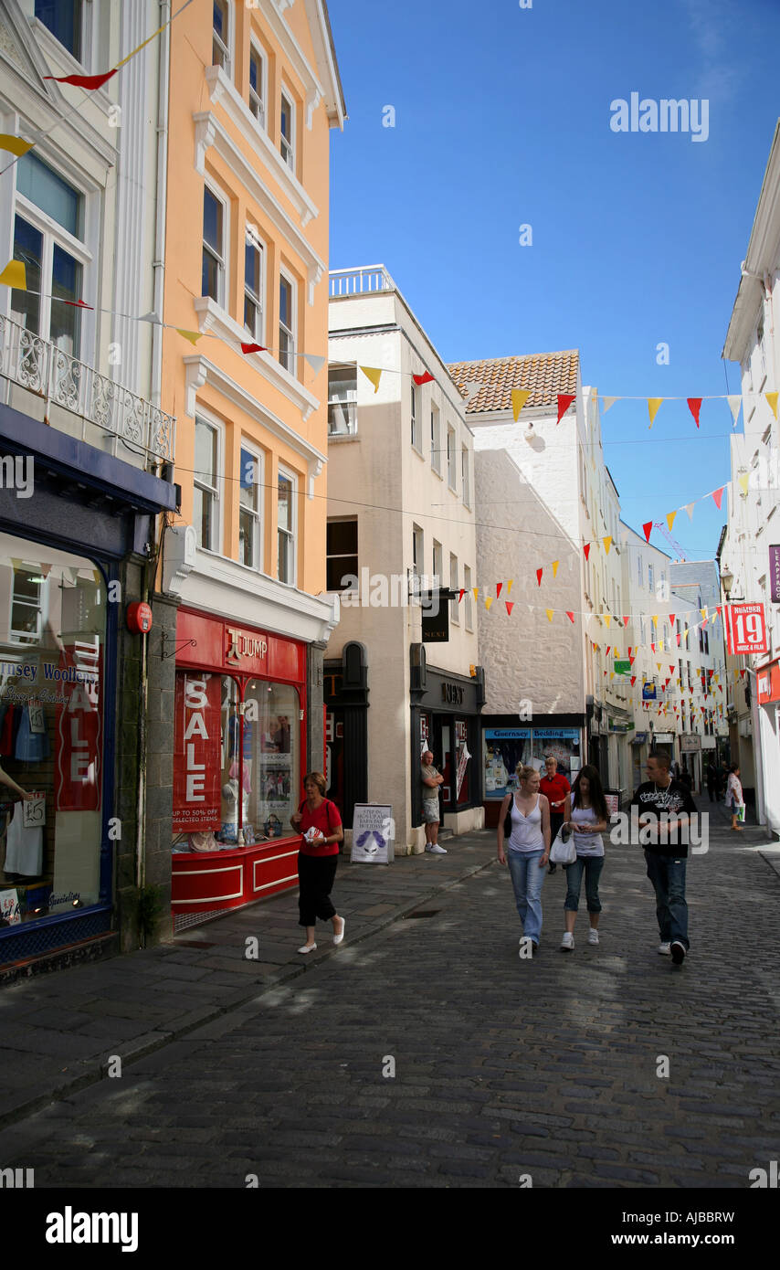Guernsey St Peter Port, Shopping in Lower Pollet Stock Photo Alamy
