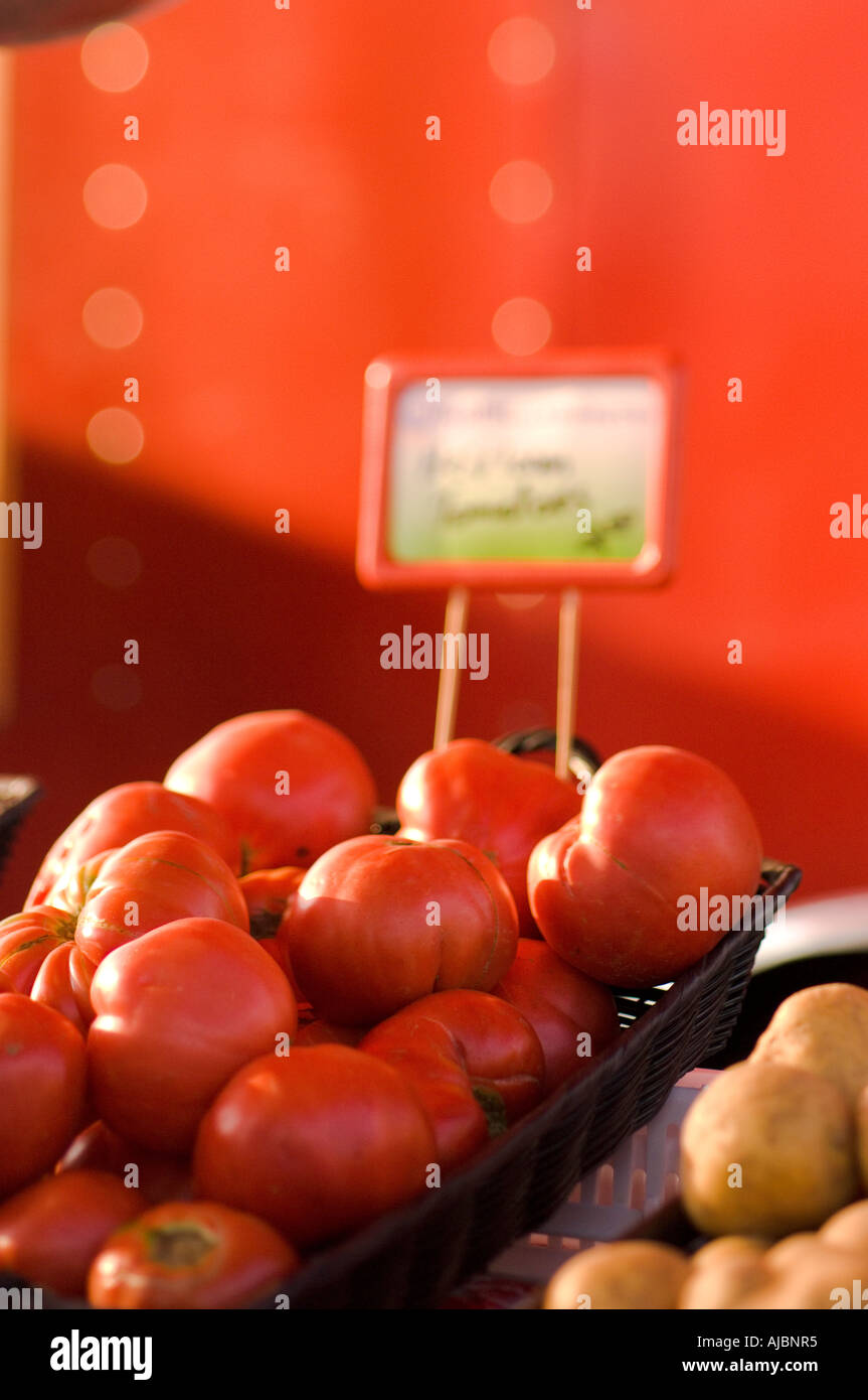 Tomatoes for sale at the Farmers Market Stock Photo - Alamy