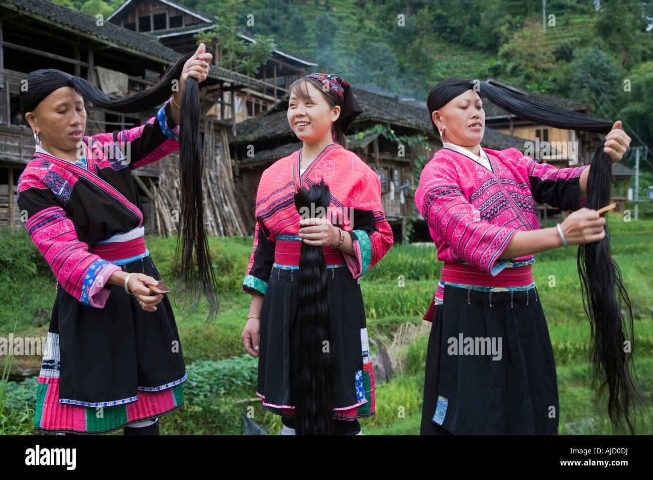 Yao women traditional hairstyles hi-res stock photography and images - Alamy Yao women traditional hairstyles hi-res stock photography and images - Alamy
