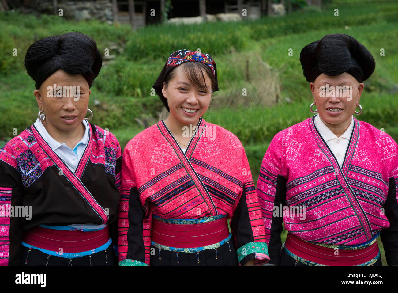 Yao women traditional hairstyles hi-res stock photography and images - Alamy Yao women traditional hairstyles hi-res stock photography and images - Alamy