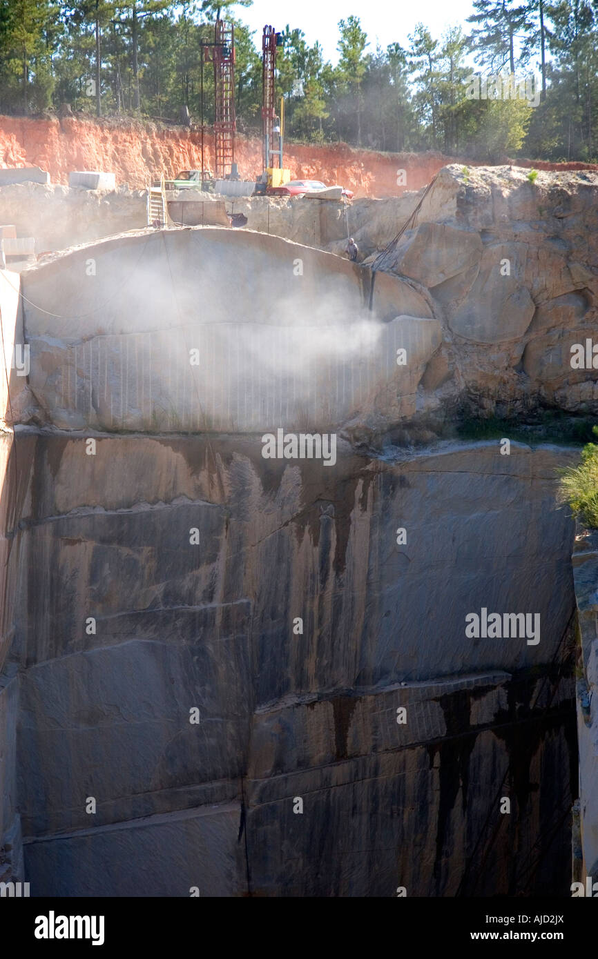 Granite quarry hires stock photography and images Alamy