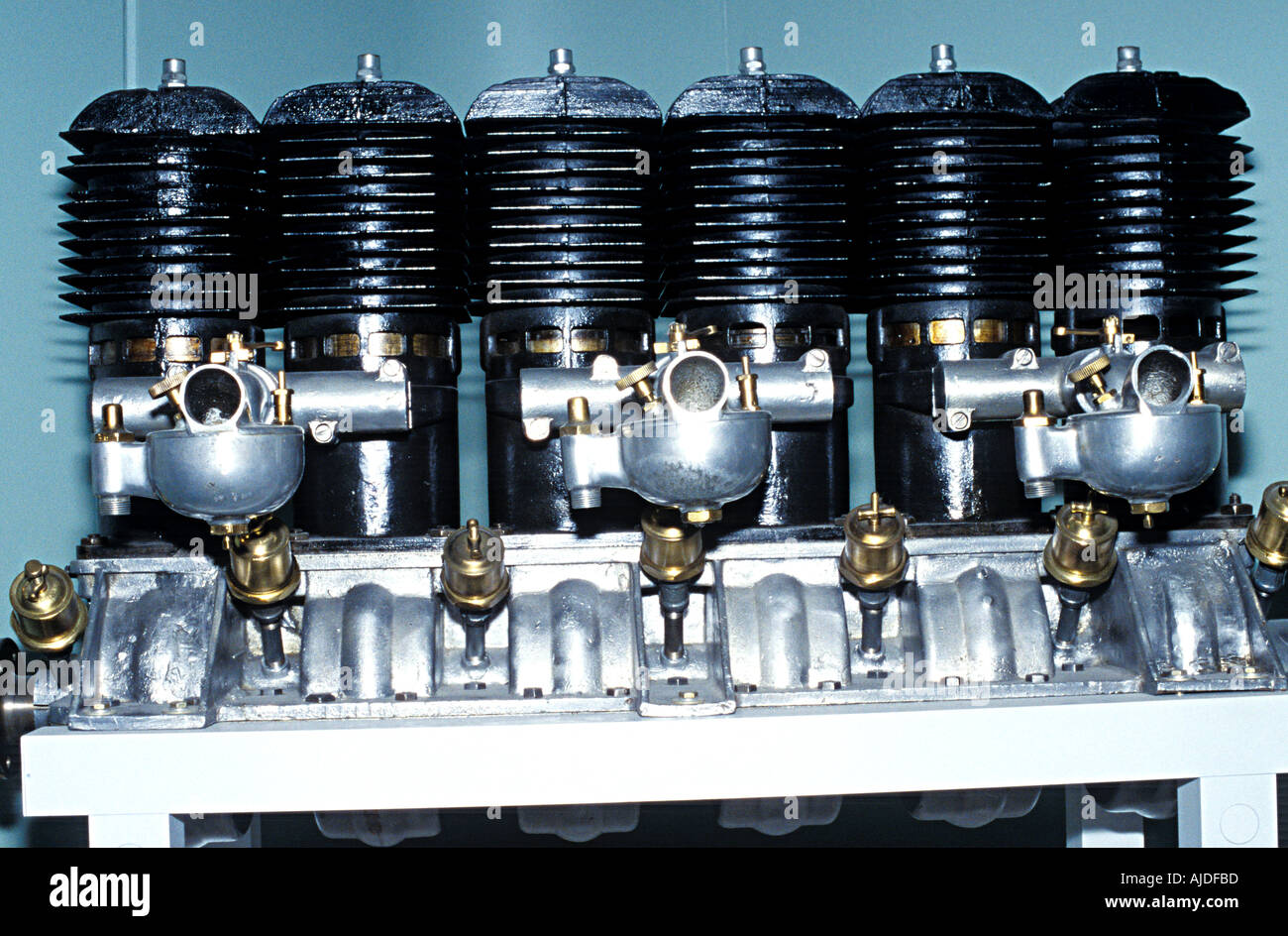 Inline 6 Cylinder Aircraft Engine Inline 6 Cylinder Aircraft Engine
