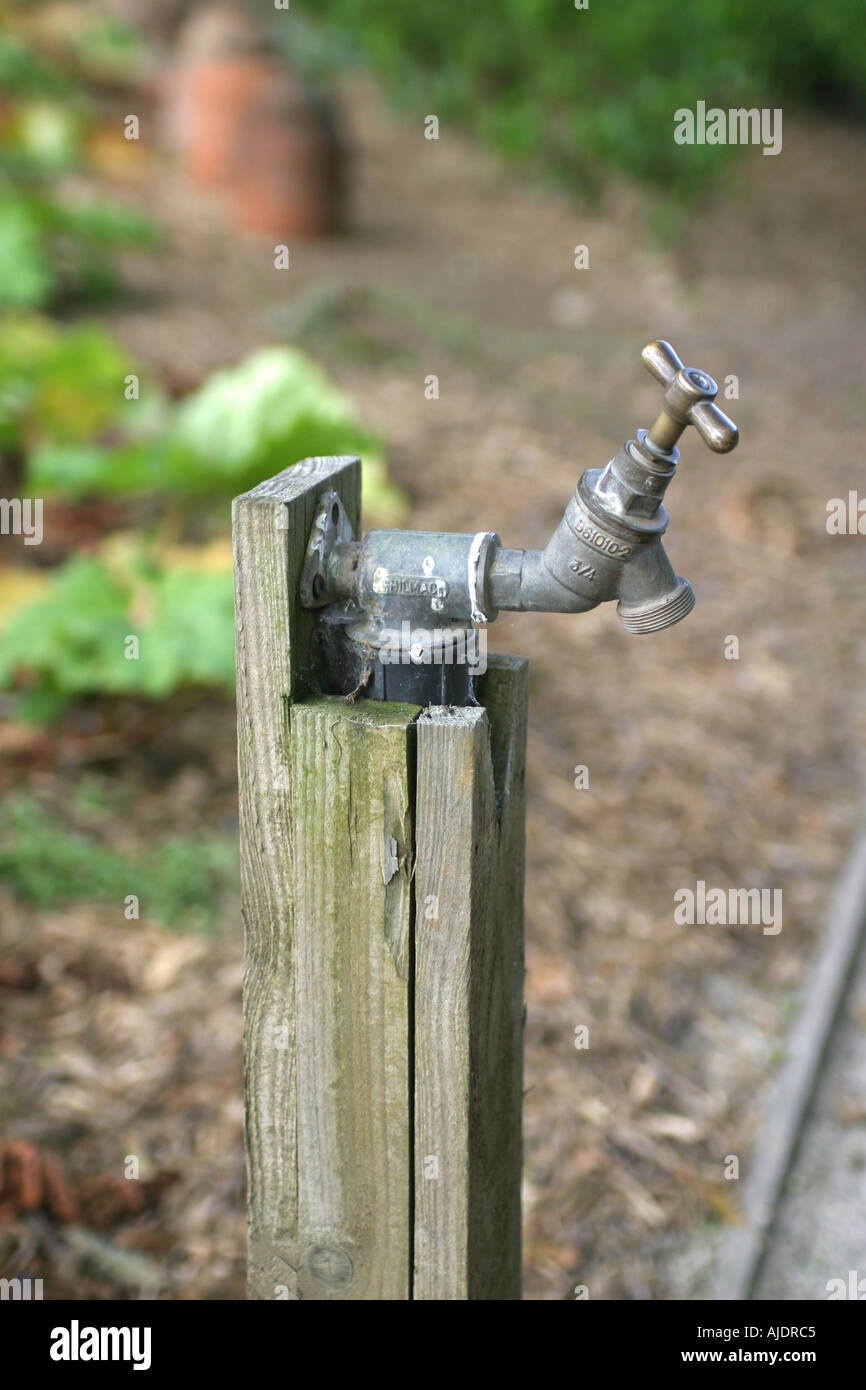 Outdoor tap standpipe hires stock photography and images Alamy
