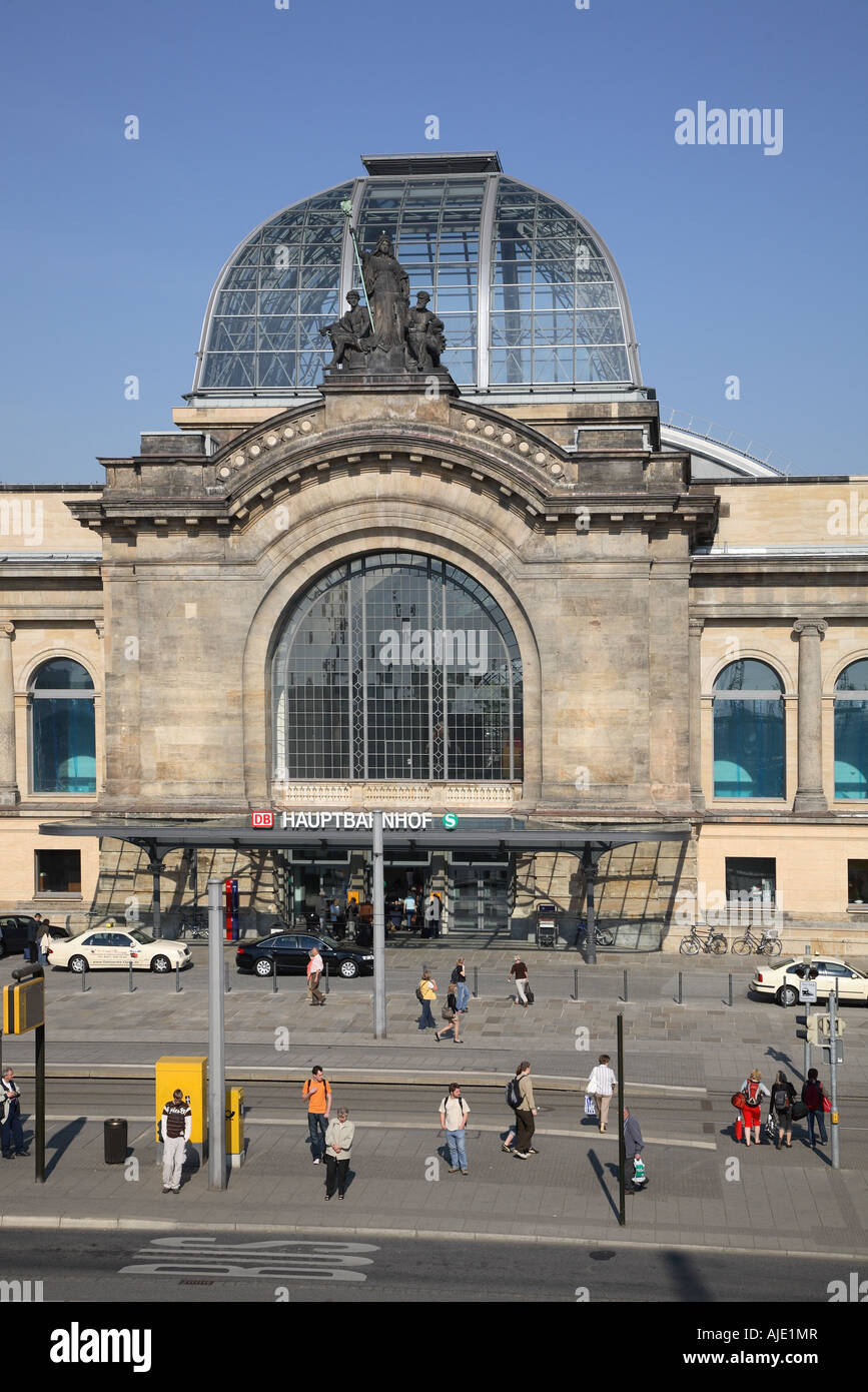Sachsen Saxony Dresden Hauptbahnhof Main Station Bahnhof Station Stock
