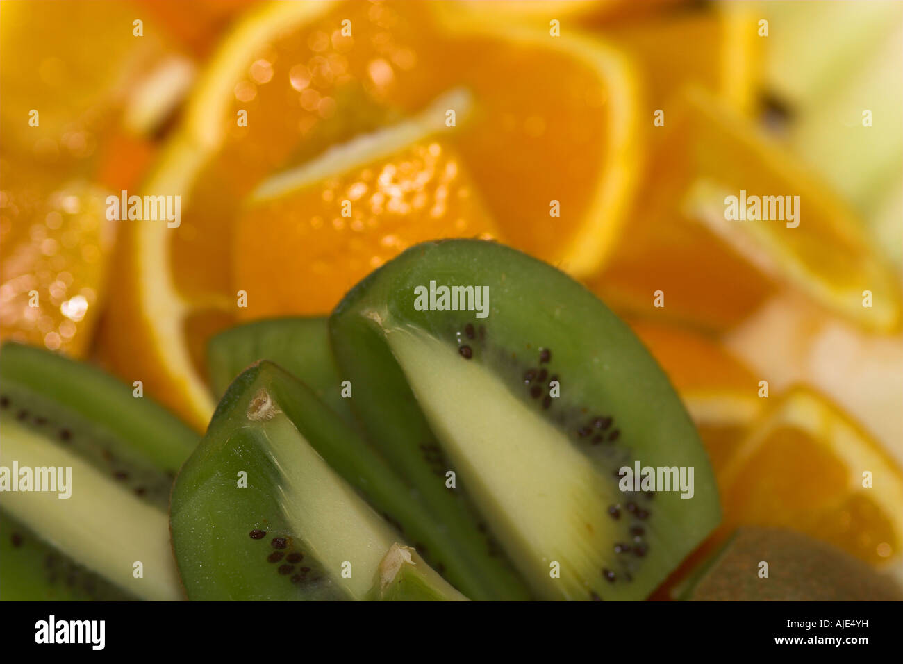 Plate Fresh Kiwi Fruit Hi res Stock Photography And Images Alamy