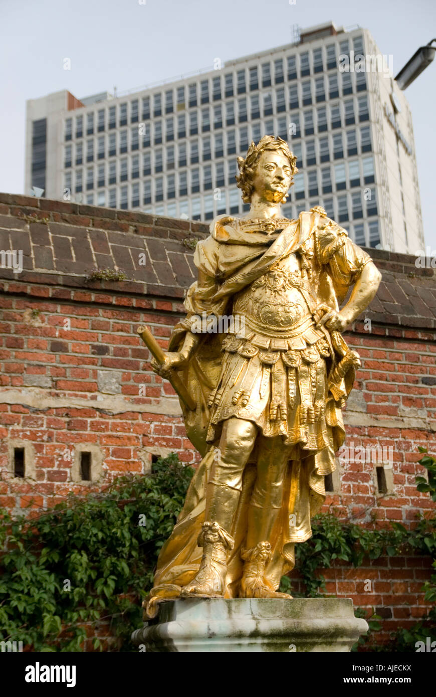 the gold statue of King William III in Porters Garden of Portsmouth Historic Dockyard Stock Photo