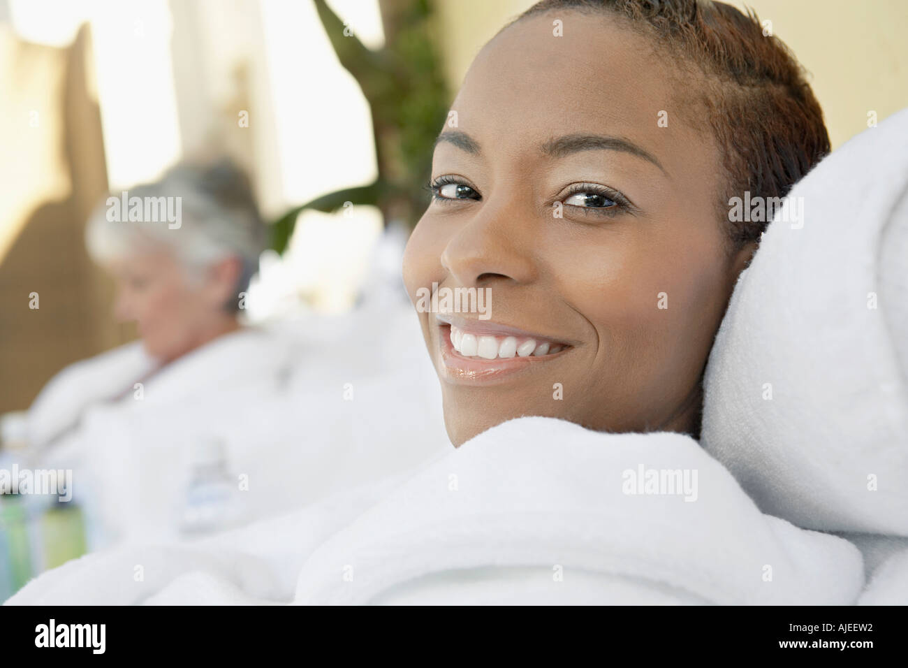 Half a head and shoulders hi-res stock photography and images - Alamy