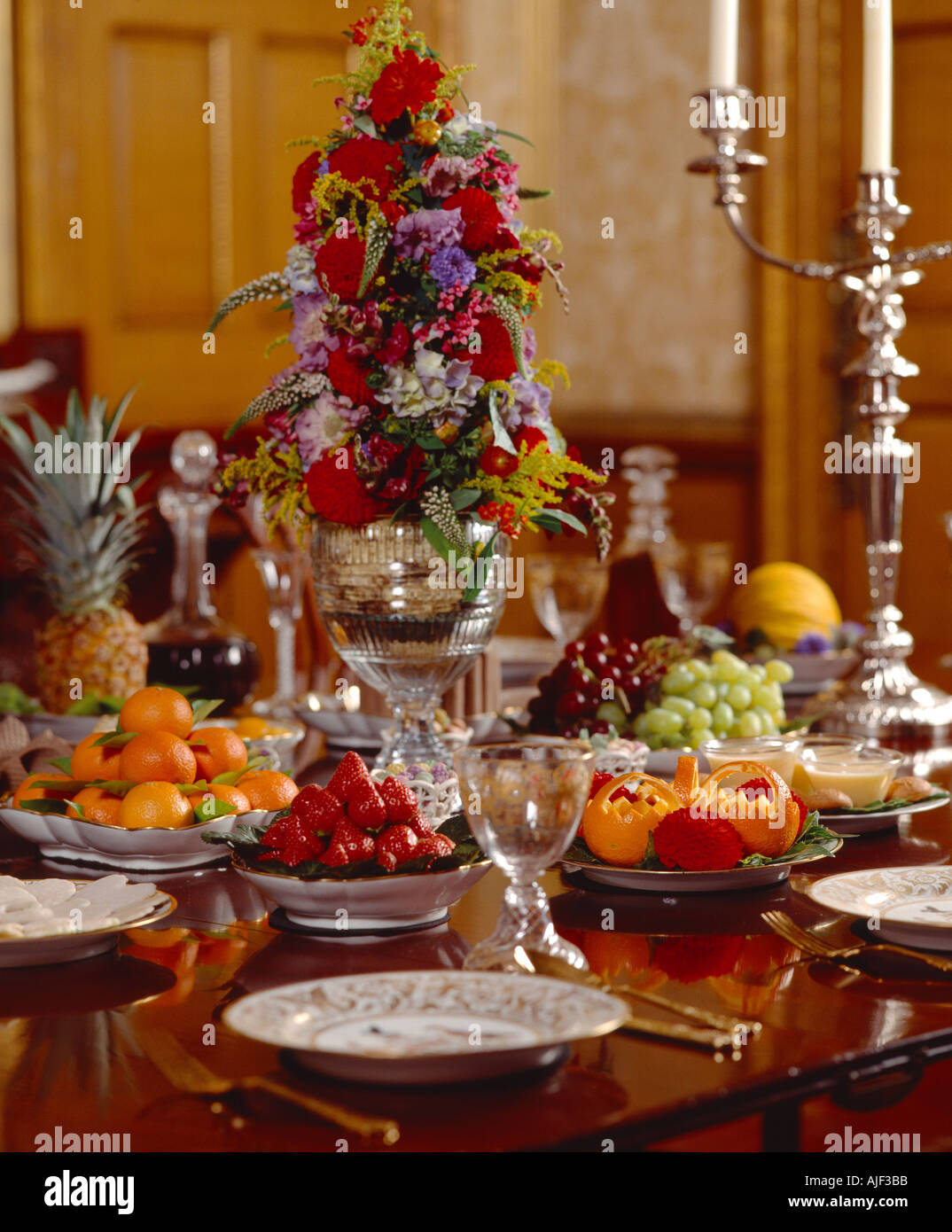 Dining table set for dessert place setting circa 1825 in the Speakers