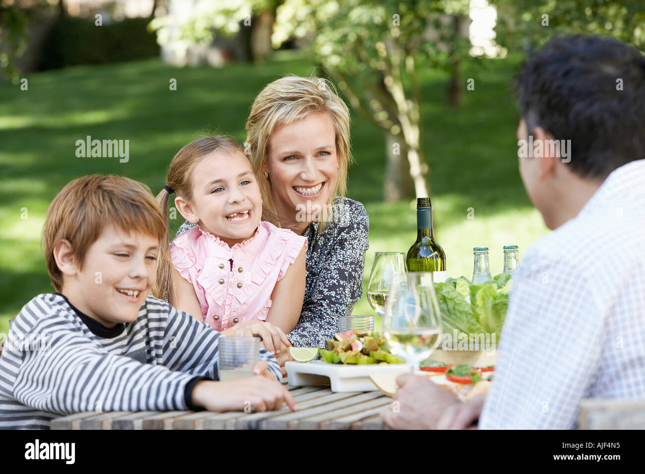 Brother sister having picnic hi-res stock photography and images - Alamy