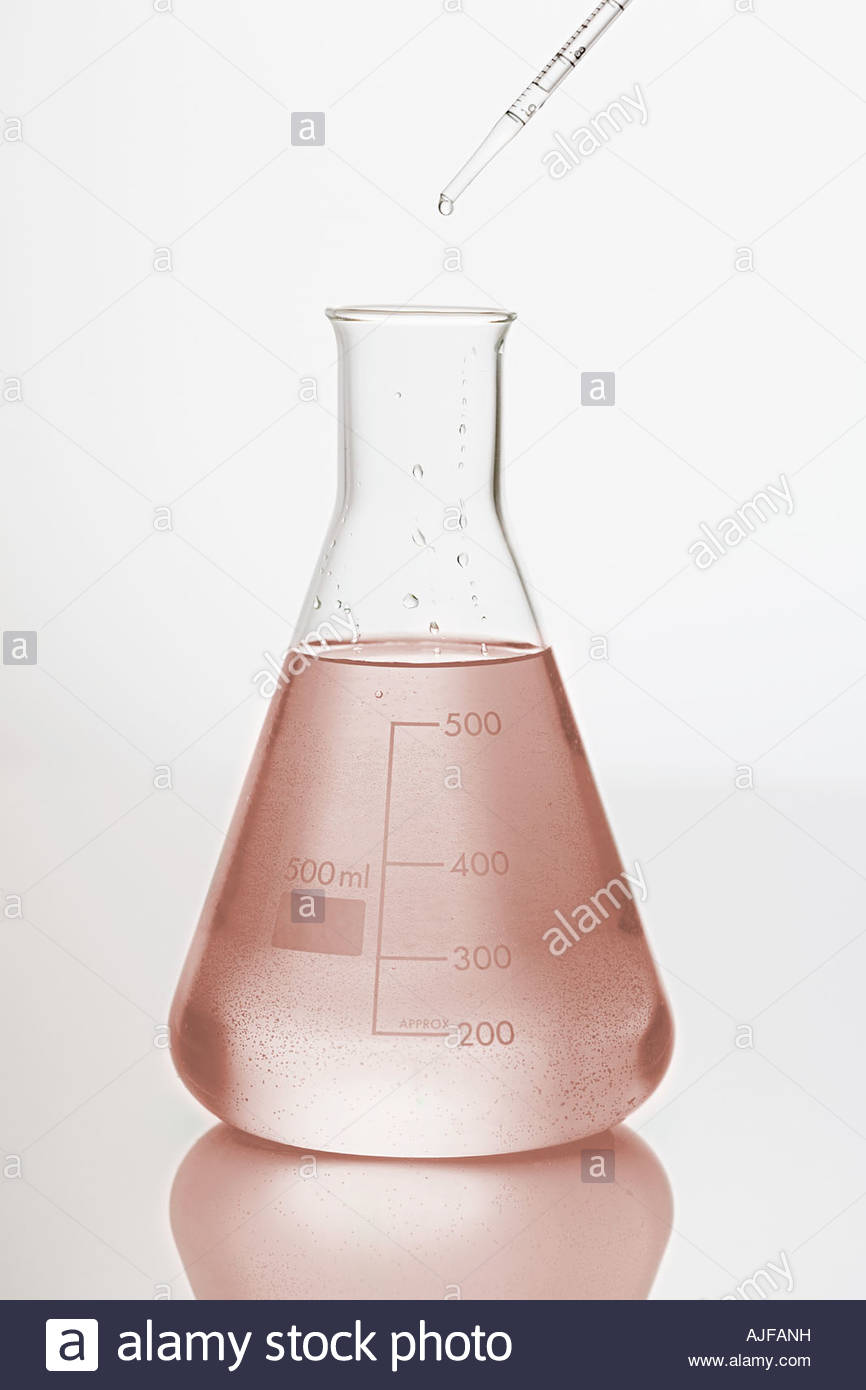 Volumetric Flasks Stock Photos & Volumetric Flasks Stock Images Alamy