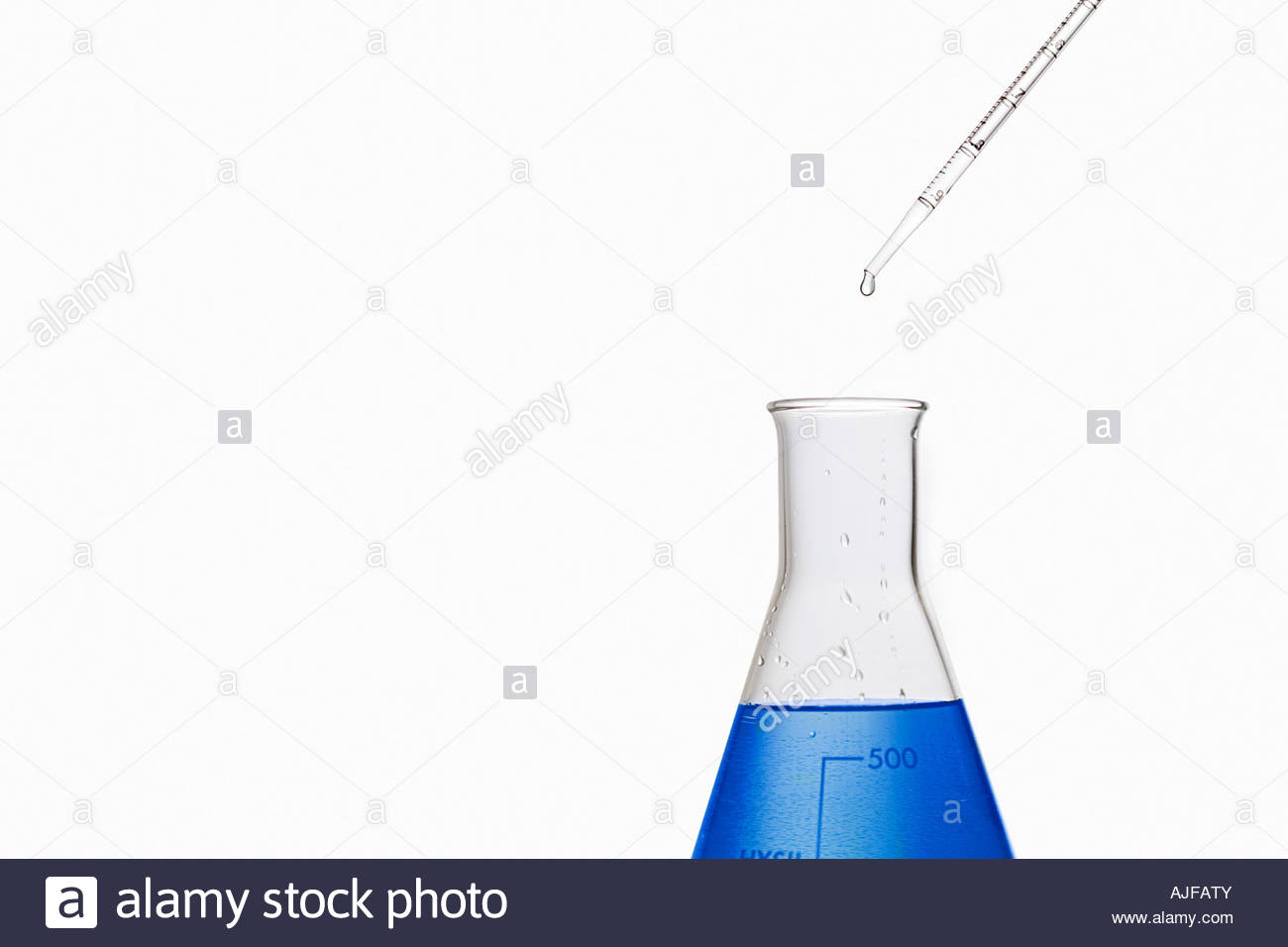 Volumetric Flasks Stock Photos & Volumetric Flasks Stock Images Alamy