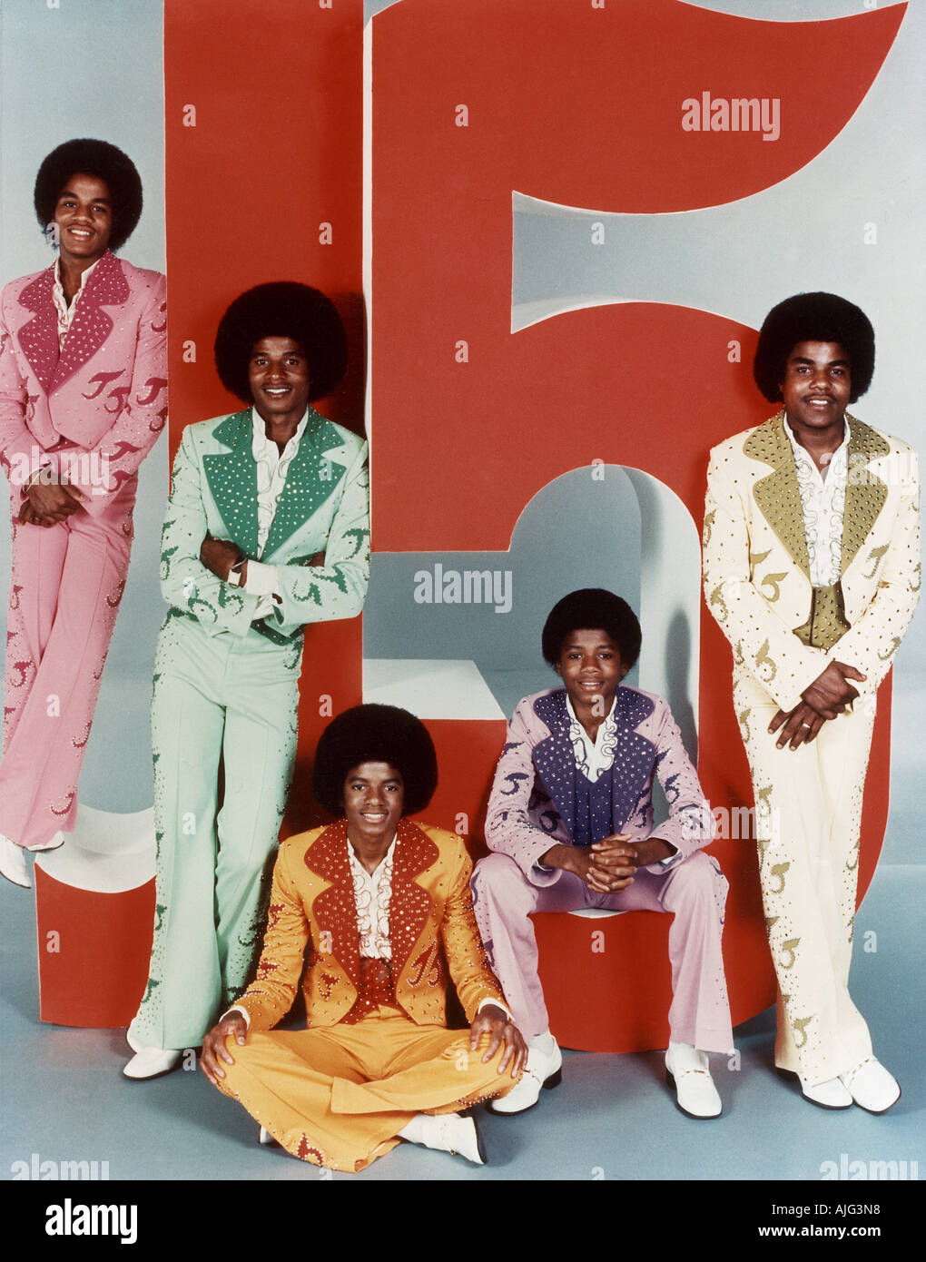 Jackson 5 Us Motown Group With Michael Jackson Seated In Yellow Suit Stock Photo Alamy