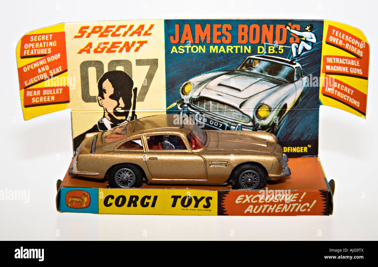 Corgi model car James Bond 007 Aston Martin DB5 with original display packaging Stock Photo