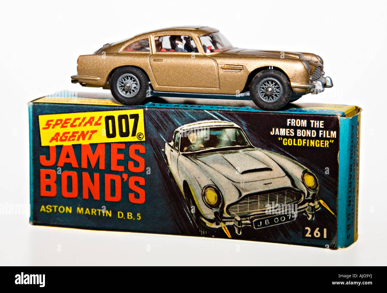 corgi james bond aston martin db5